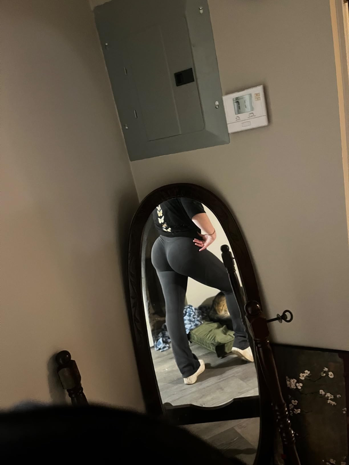 YEOREO Mini Flare Leggings Womens Workout Butt Lifting Legging Hidden Scrunch Seamless Impact Lil... | Amazon (US)