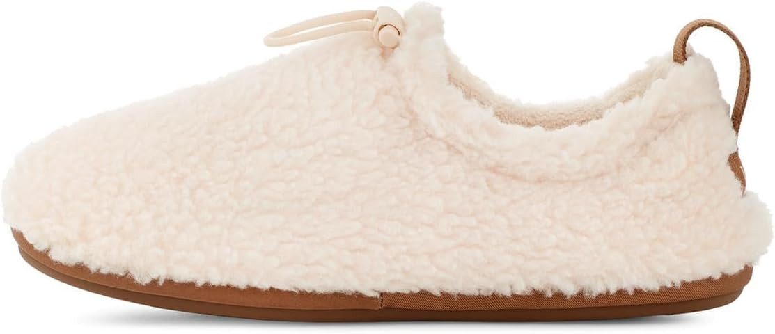UGG Women's Plushy Slipper | Amazon (US)