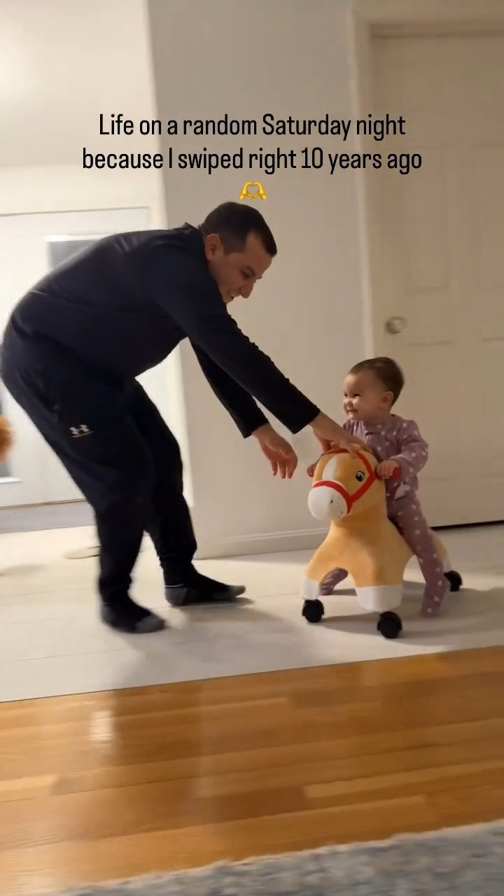 How is this even real!! 

#family #familylife #lifeunfiltered #momlife #momanddad #mamaanddada #dadlife #dadgoals #familylifestyle #familygoals #parenting #ourlittlefamily #familyfunday #babiesofinstagram #instababy #firsttimeparents #newparentlife #newparents #parentingmoments #lifewithababy #ourlife #thisisus #howwemet #dadsofinstagram #mylife #dogparents #firstbaby