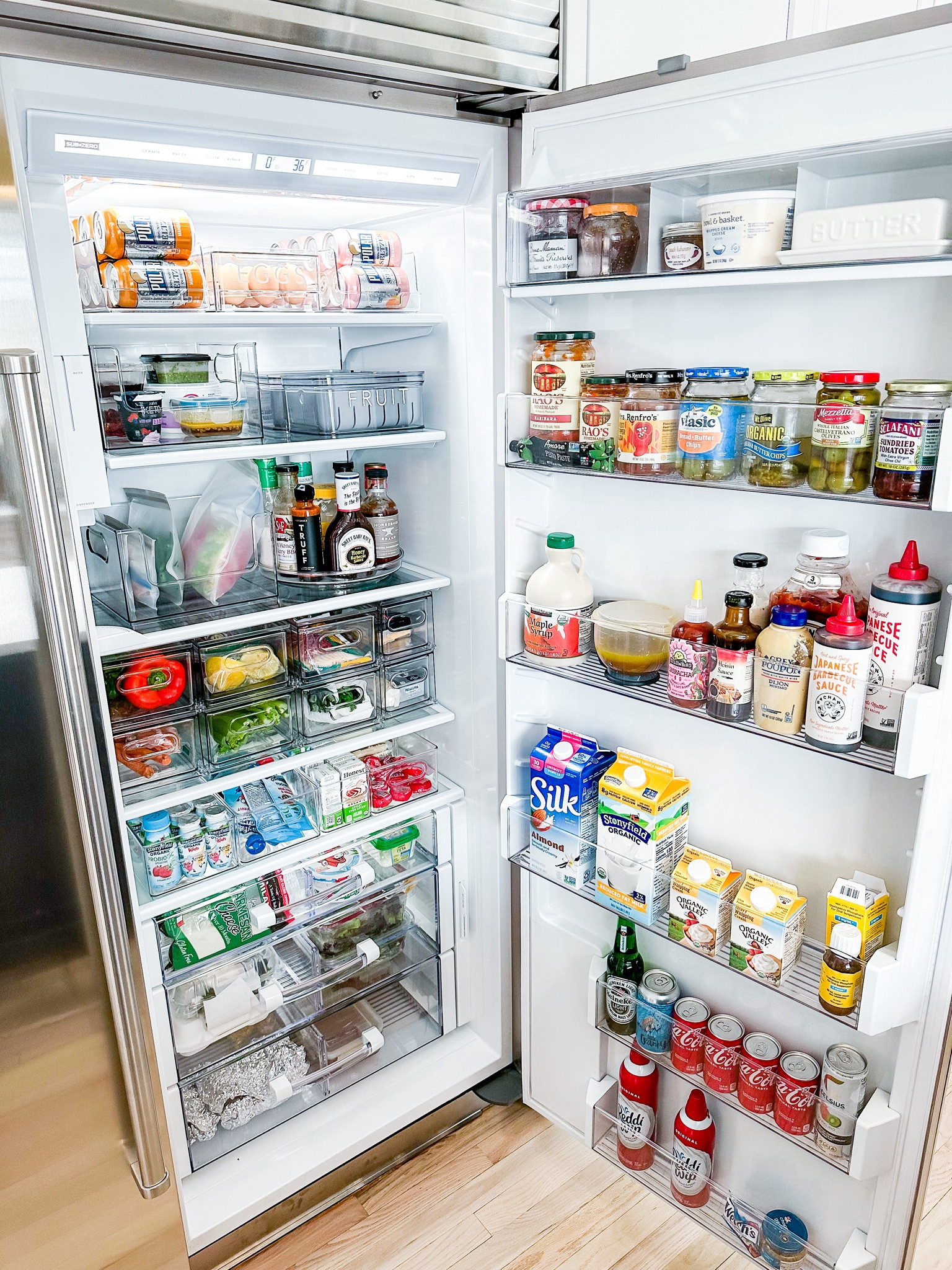 It’s a gloomy day here in CT but it’s the perfect day to tackle your fridge 🍎🥕🍋🥬🫐🍆

1️⃣ Take everything out and wipe down the inside of your fridge 🧼 
2️⃣ Get rid of anything old, expired or that you no longer use
3️⃣ Measure all of the shelves and drawers 📏 
4️⃣ Plan out what product you need - will you decant your eggs in a drawer? Do you need a bin for yogurts? Turntable for condiments? Sometimes it helps to draw everything out so you can see it and make tweaks ✍️ 
5️⃣ Sort your items into like categories and organize them into various bins 🙌🏻
6️⃣ Optional: Label 🏷️ when it comes to your fridge, the things you buy can frequently change so I don’t love labeling everything in the fridge - label things that won’t differ like eggs and condiments, or create really vague categories like meat and veggies 🥦 

That’s it! Feeling overwhelmed or don’t know where to start? We’d love to help! Send us a DM to schedule your free consultation 💌
.
.
.
.
.
#fairfieldcountyct #westportct #fairfieldmoms #connecticutlife #stamfordmoms #westportmoms #norwalkmoms #wiltonct #connecticutliving #darienct #connecticutgram #ctsmallbusiness #203local #fairfieldcounty #fairfieldcountymoms #greenwichmoms #newcanaanct #newcanaanmoms #thecontainerstore #fairfieldct #westchestercounty #greenwichct #professionalorganizer #westonmoms #getorganized 

#LTKfindsunder100 #LTKhome #LTKfindsunder50