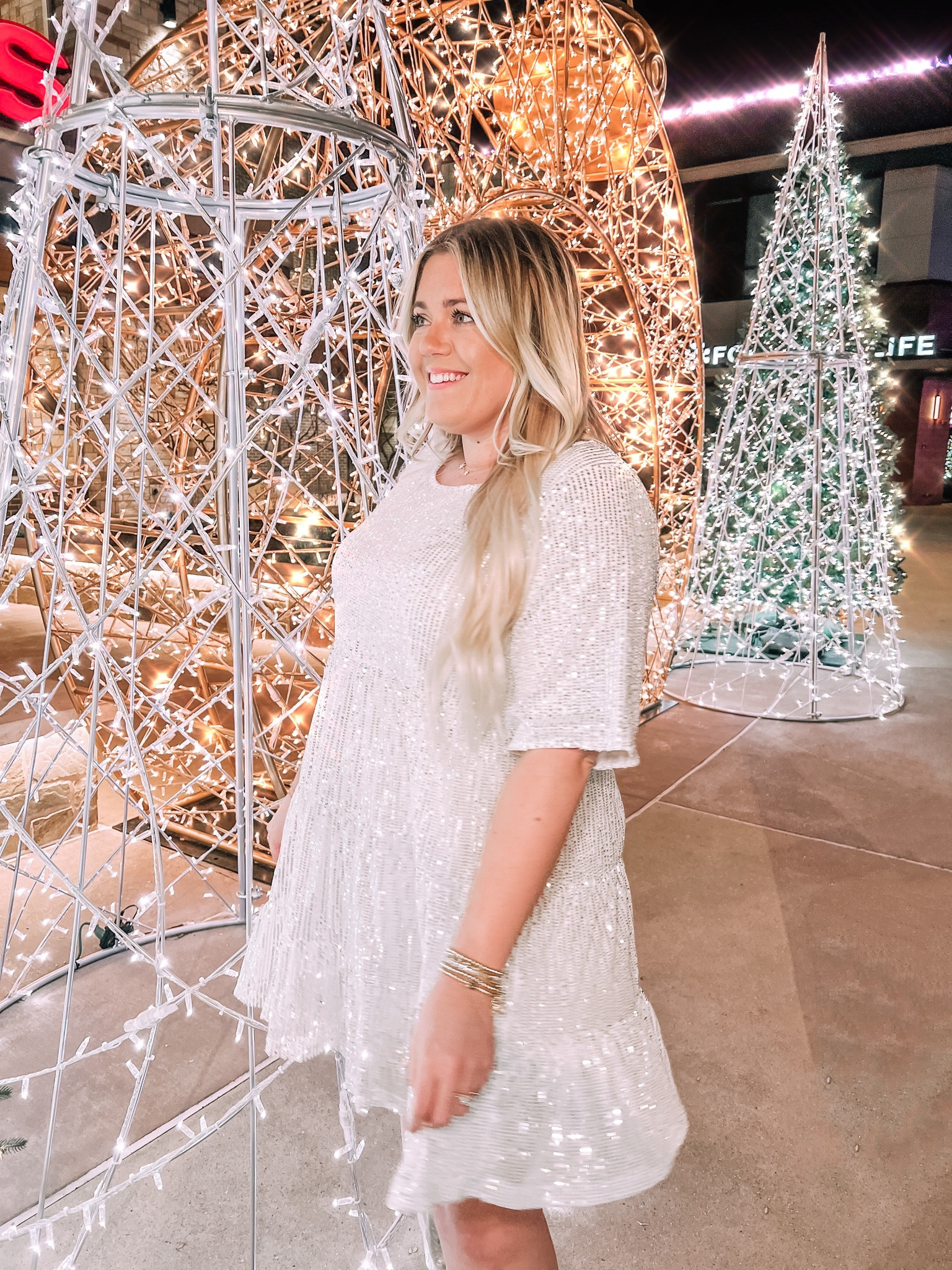 Happy New Year! 🎉🥂✨ I can’t believe it’s going to be 2024 😅 

2023 FLEW by and it was a tough one in many ways, but also a very rewarding one 💖 Moving into 2024 with the intentions of working on myself physically, mentally, and emotionally. 

I had a back injury at the beginning of this year and I think it kinda just put me in survival mode… doing my best but the bare minimum at the same time just so I can get by. 

I’m turning 31 in a couple weeks and it’s really making me think hard about things and what I want for my life and my future family.

So, here’s to a year of strength, consistency, love, and hope 🩷

#LTKfindsunder50 #LTKSeasonal #LTKHoliday