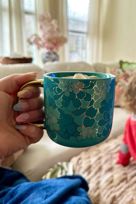 The prettiest mug with major Anthro vibes but only $5! Hand wash only, not microwave safe bc of the gold handle 

#LTKstyletip #LTKbeauty #LTKhome