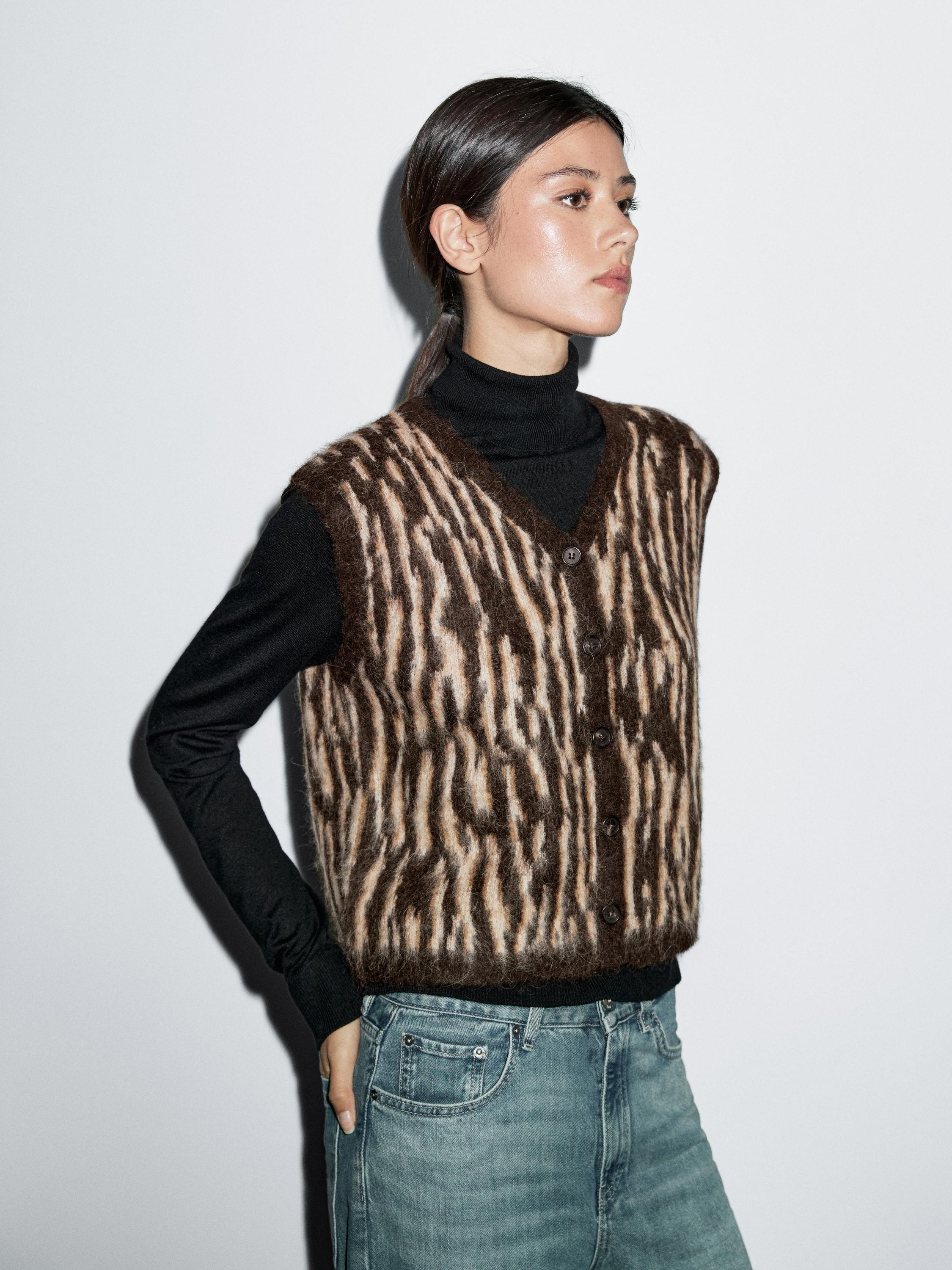 Animal print wool blend knit waistcoat · Brown · Three-quarter-length Coats | Massimo Dutti | Massimo Dutti UK