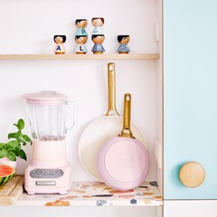 goop Exclusive 8" & 10" Blush Frypan Set | goop