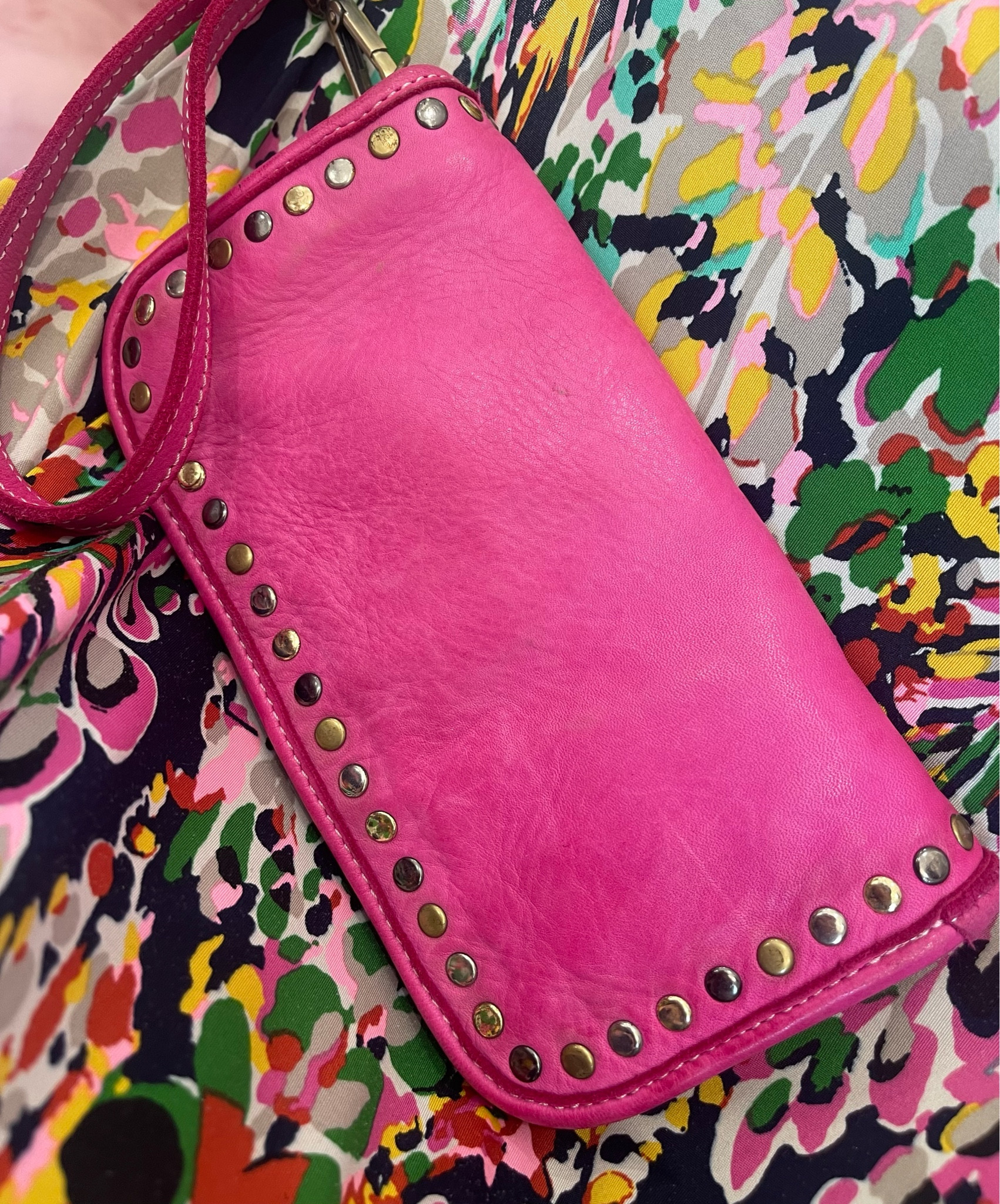 Loving this Barbie hot pink Sofia wallet from Bolsa Nova! Great to use as a wristlet too.   Comes in a bunch of colors if Hot Pink isn’t your jam.  #bolsanovahandbags #leatherwallet #leatherwristlet #barbiepink #imabarbiegirl 

#LTKitbag #LTKFind #LTKGiftGuide