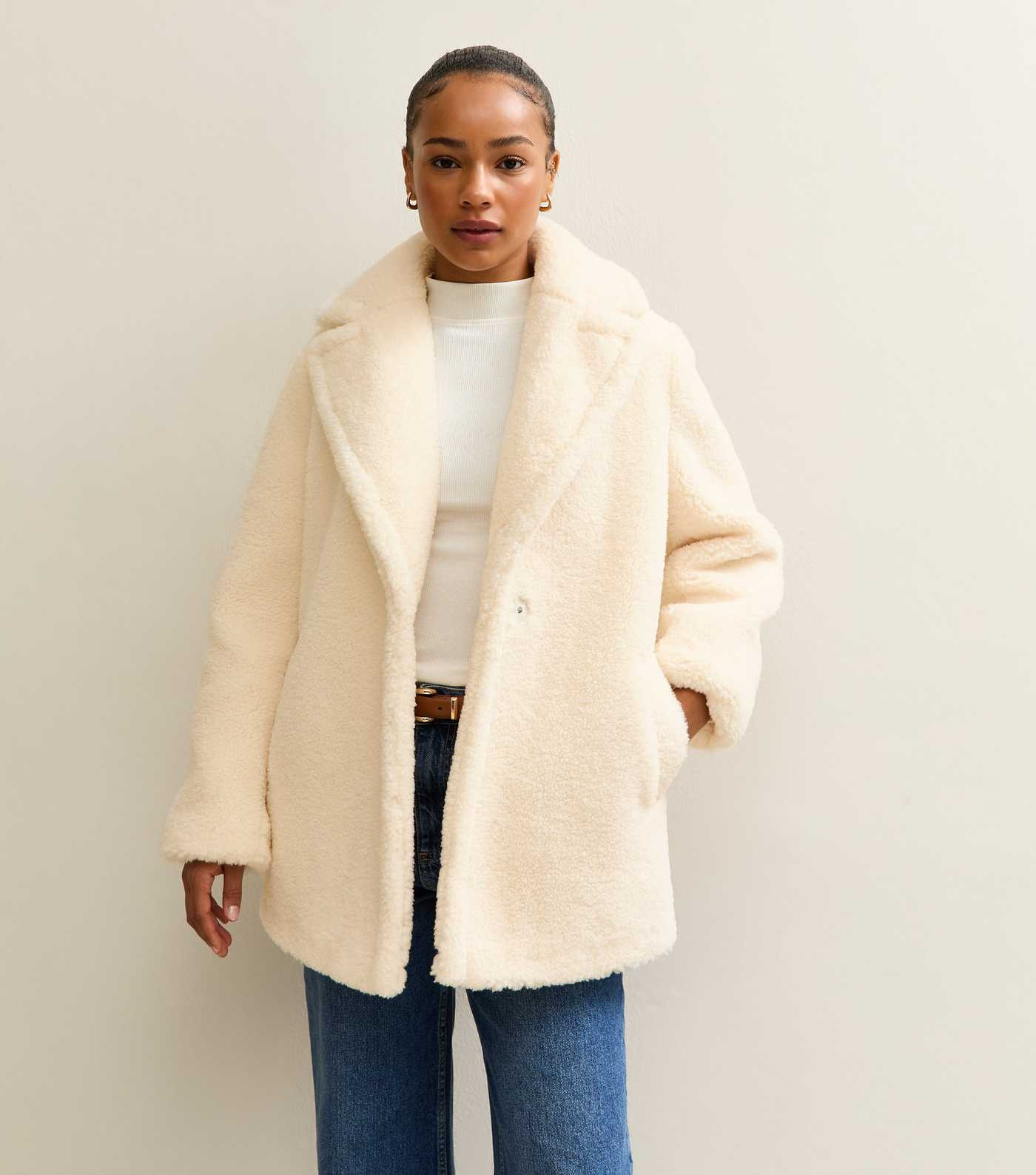 Petite Cream Borg Coat | New Look | New Look (UK)