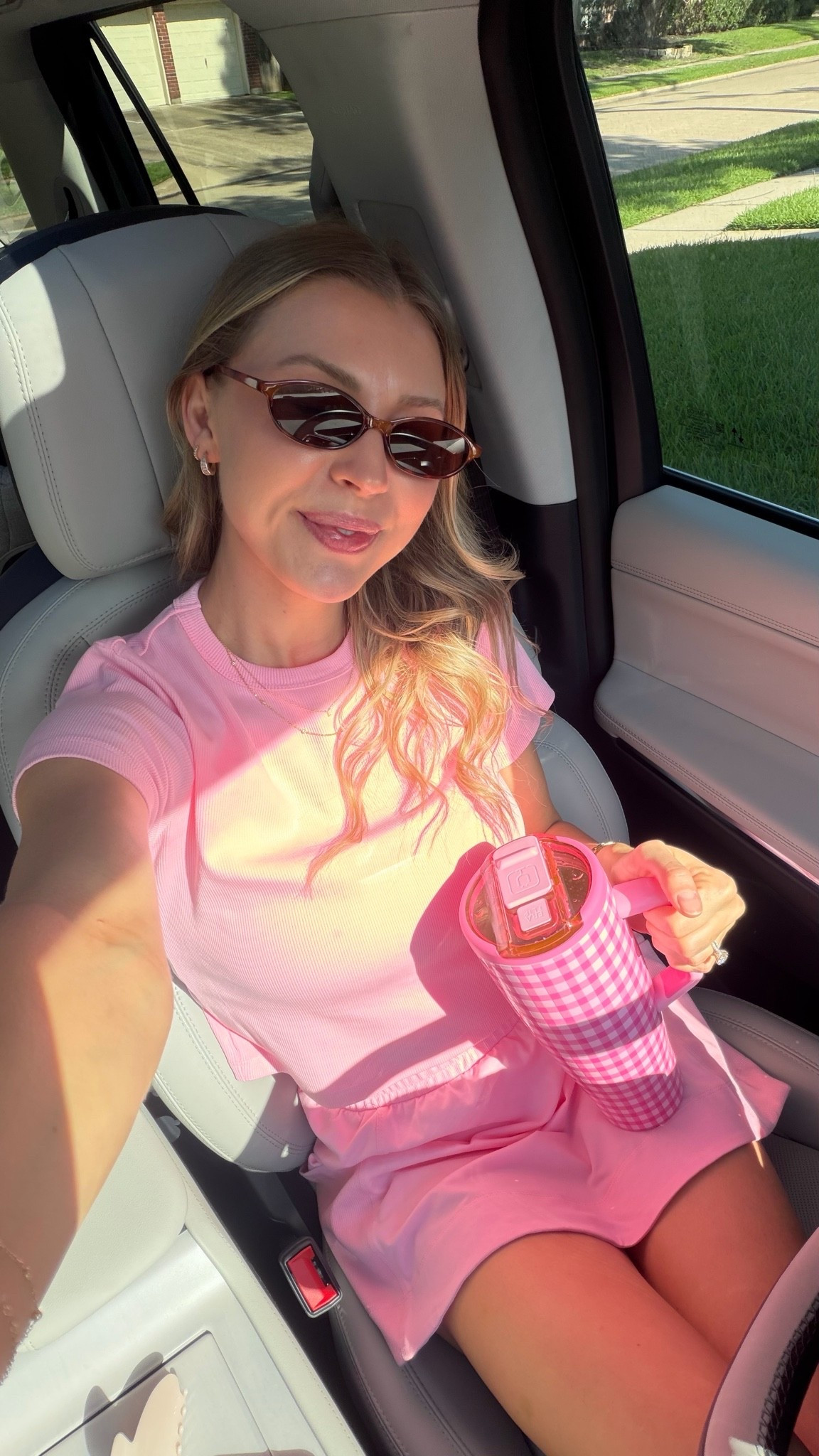 Summer OOTD - skort has built in shorts! Size S

#LTKootd #LTKmomlife #LTKdayinmylife