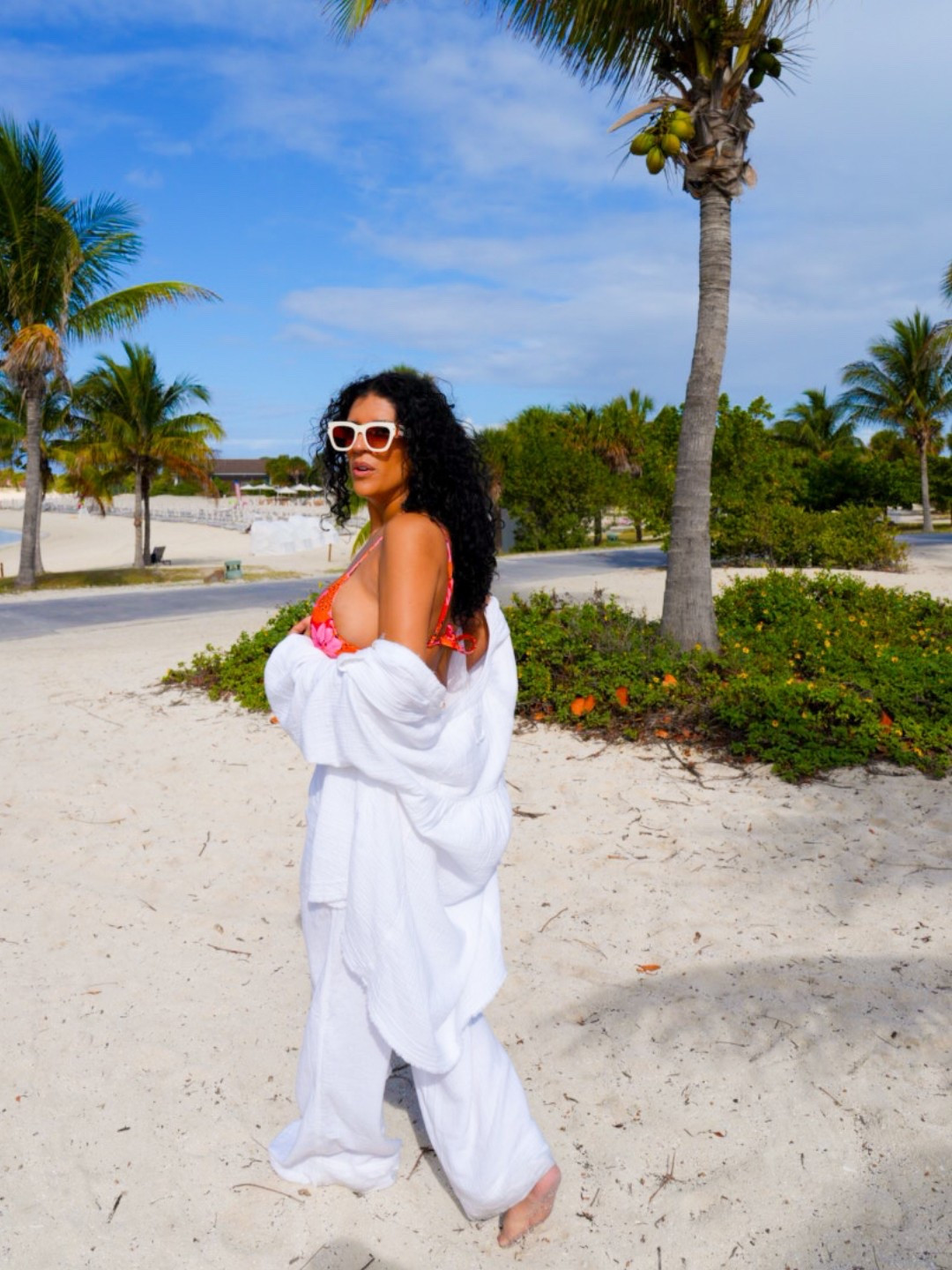 Top and pants from Aerie 🤍

#aerie #top #pants 

#LTKSeasonal #LTKStyleTip #LTKTravel