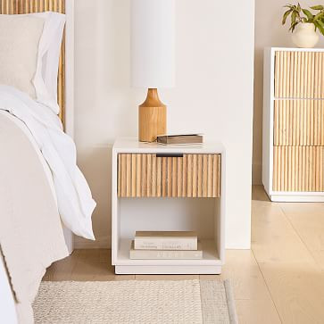Quinn Open Nightstand (17”) | West Elm (US)