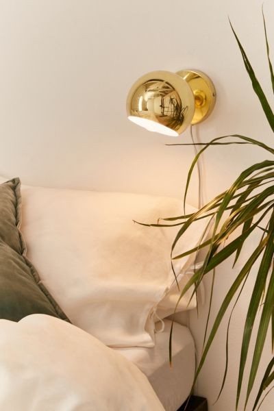Eyeball Sconce - Gold at Urban Outfitters | Urban Outfitters (US and RoW)