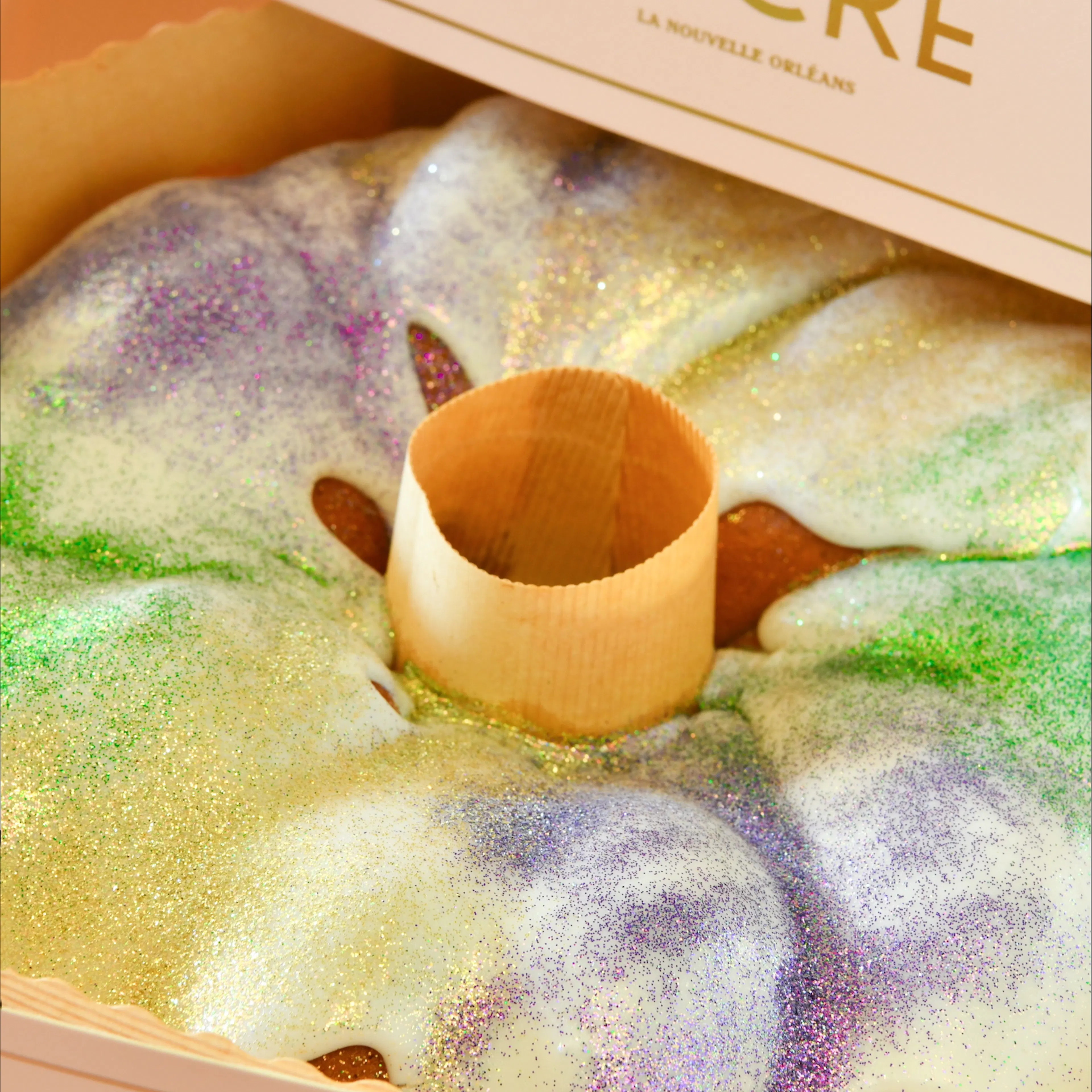 King Cake by Sucré | Goldbelly | Goldbelly