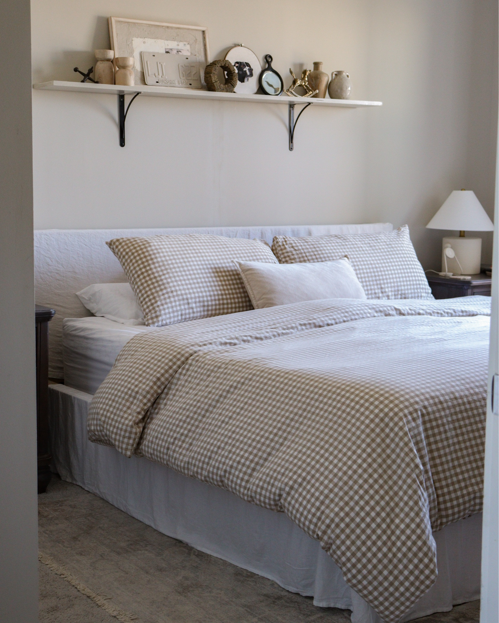 Imperfect shots of our cozy bedroom 🤎 

#neutralhome #neutralbedding

#LTKhome