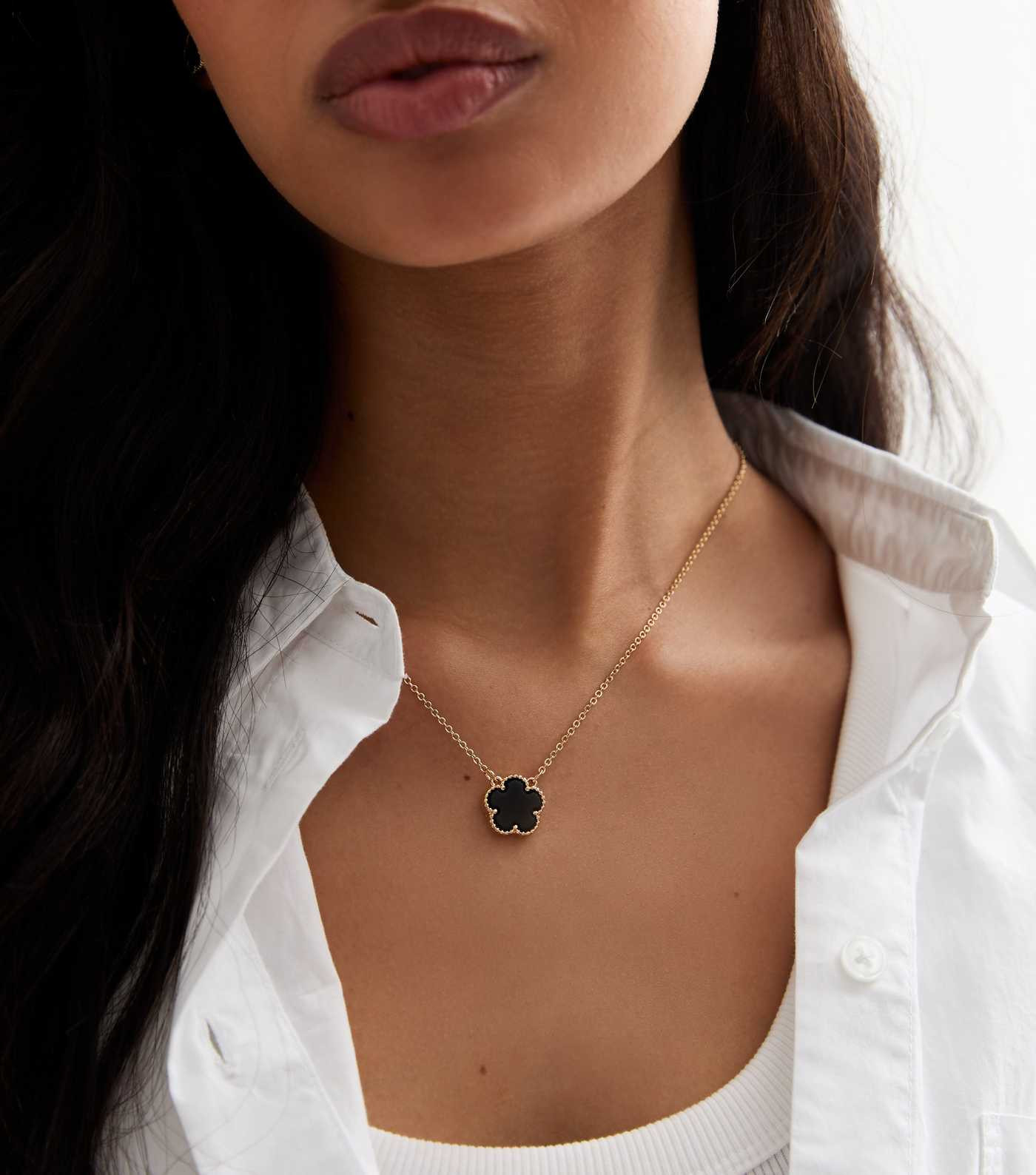 Black Clover Fine Chain Necklace | New Look | New Look (UK)