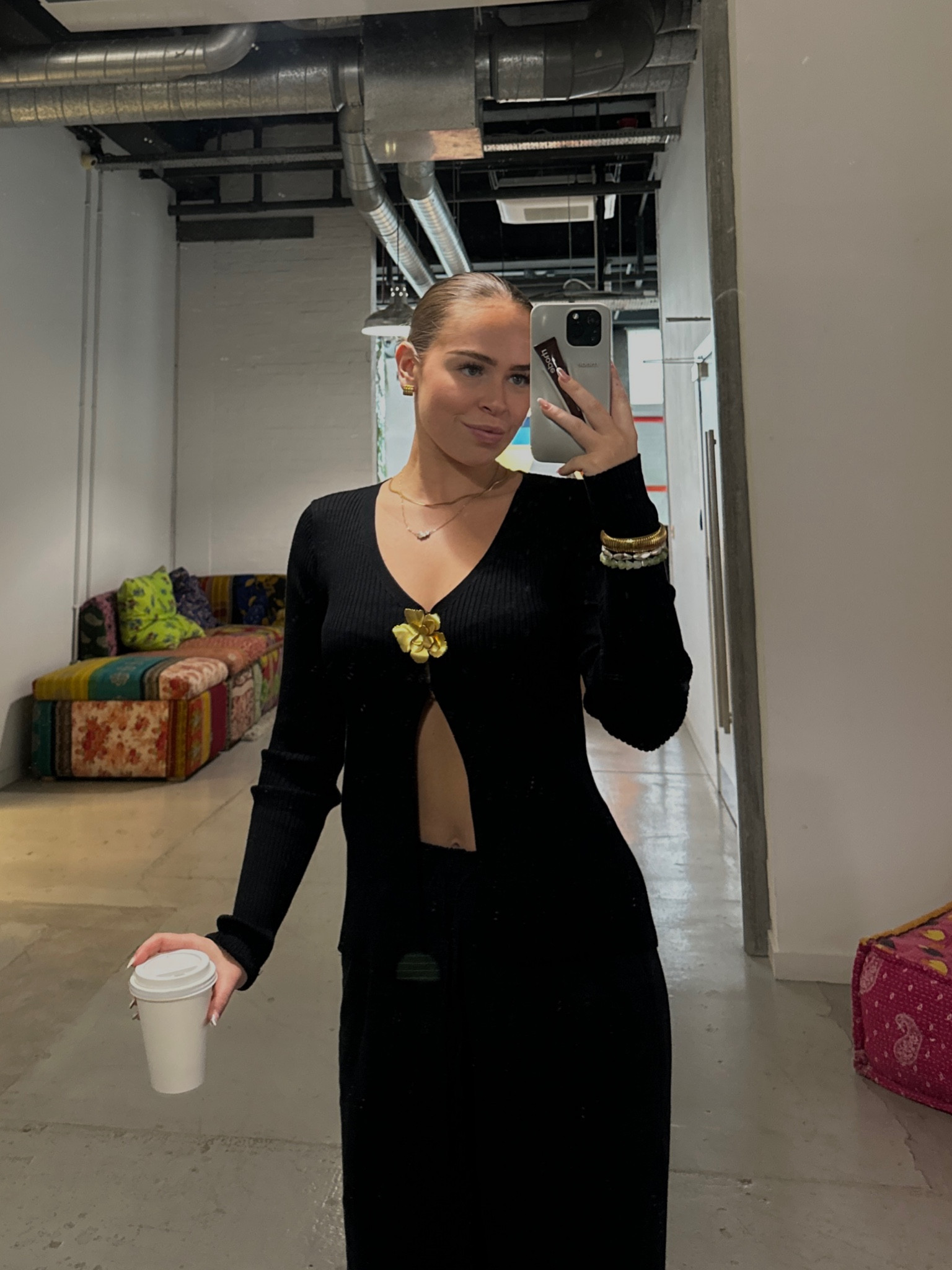 Cute cardi 💋💋

#LTKworkwear #LTKstyletip #LTKeurope