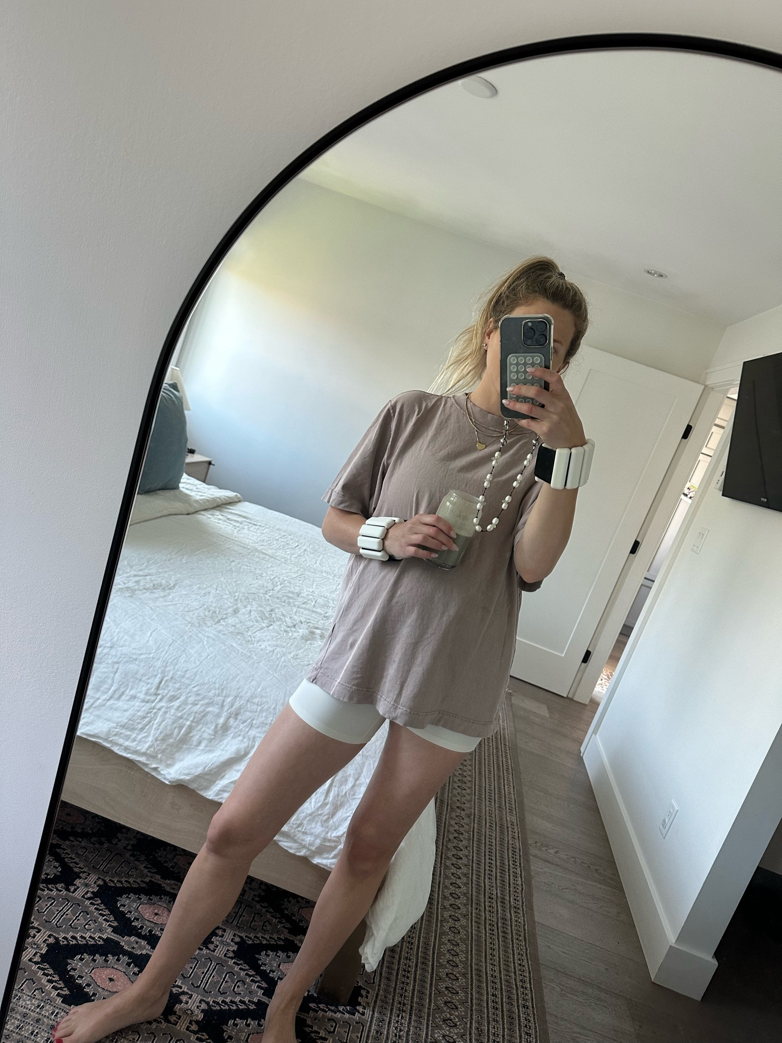 Maternity walking wear 

#LTKsummer #LTKmaternity #LTKfitness