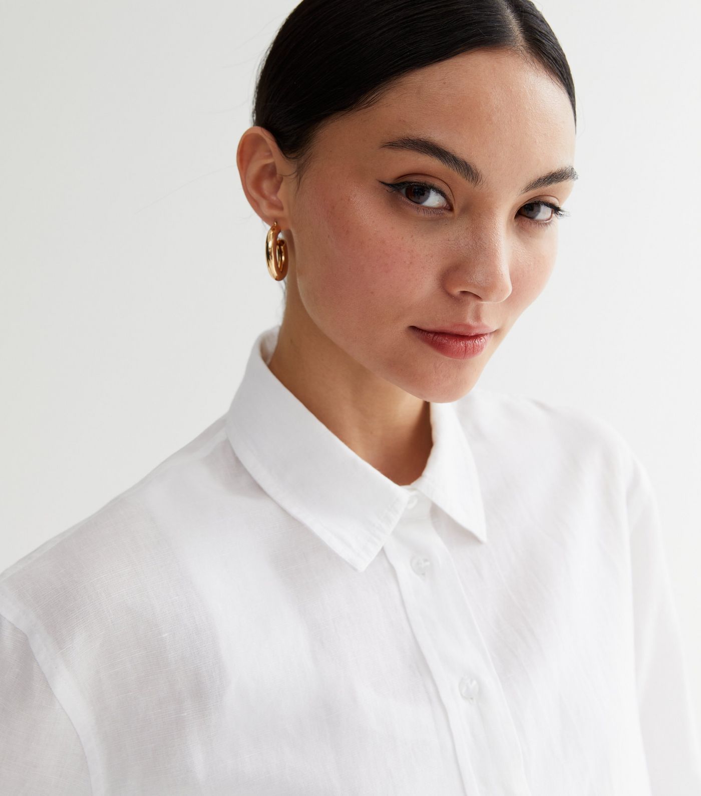 Petite White Linen-Look Oversized Shirt
						
						Add to Saved Items
						Remove from Saved I... | New Look (UK)