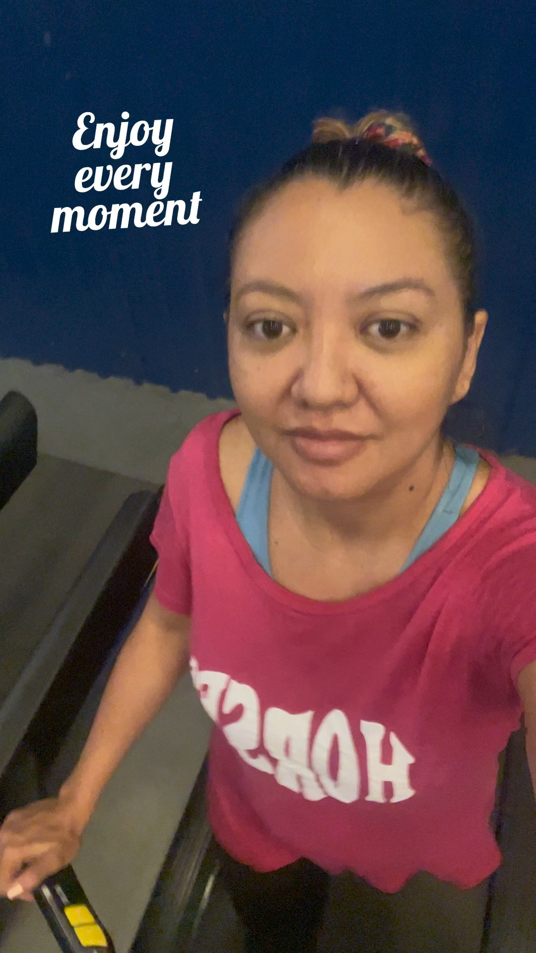 Será que dá pra fazer tudo em um dia?!! Uma dia na minha vida de empreendedora trabalhando em home office! Começa com academia, café, make, reunião, mentoria para as minhas alunas, editar vídeo, gravar vídeo, ufa!! 😮‍💨 
.
.
#empreendedorismo ##euempresa #marketingdemoda #socialmediademoda 
.
.

#LTKbrasil #LTKstyletip #LTKfitness