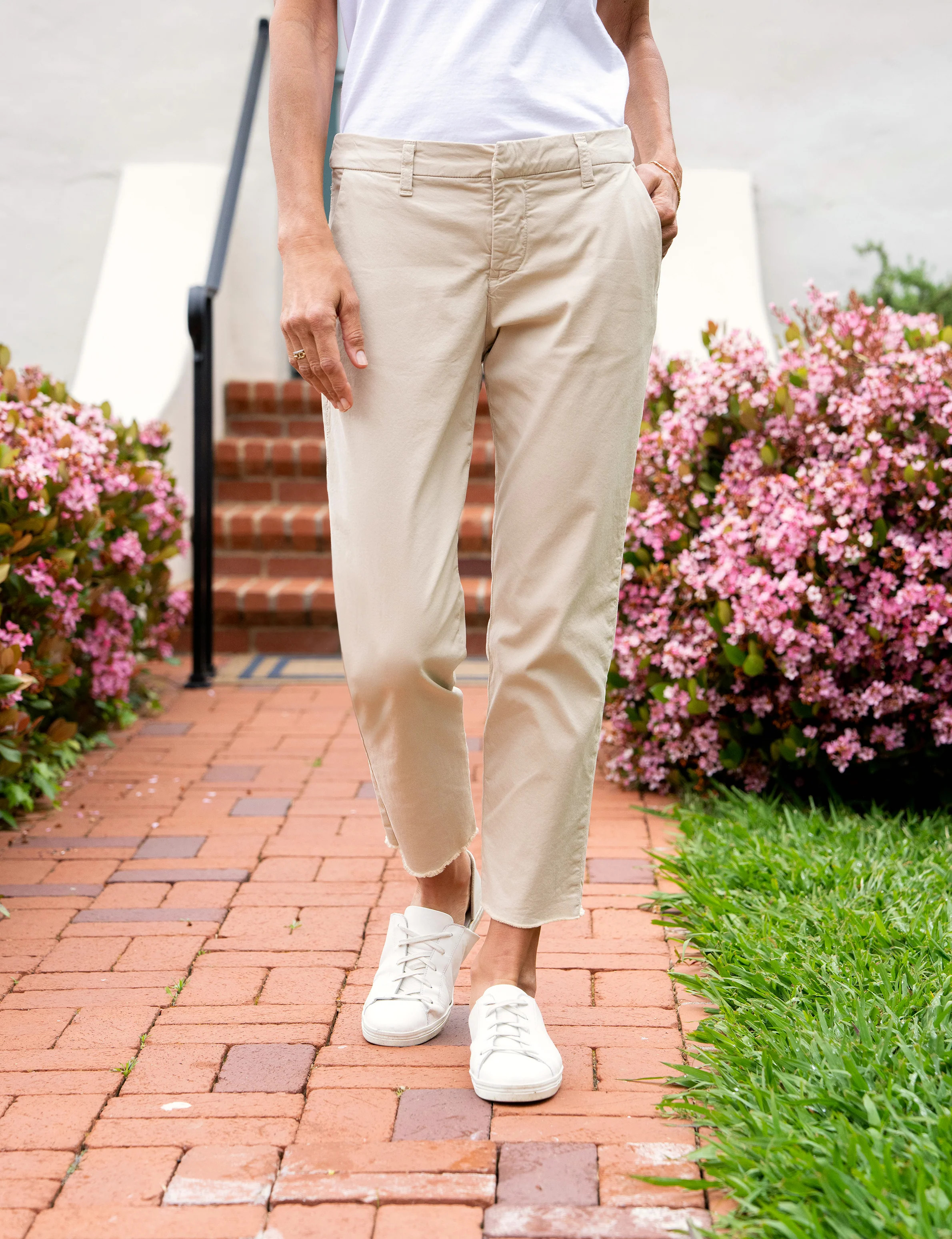 WICKLOW Khaki, Italian Performance Twill | Frank & Eileen | Frank & Eileen