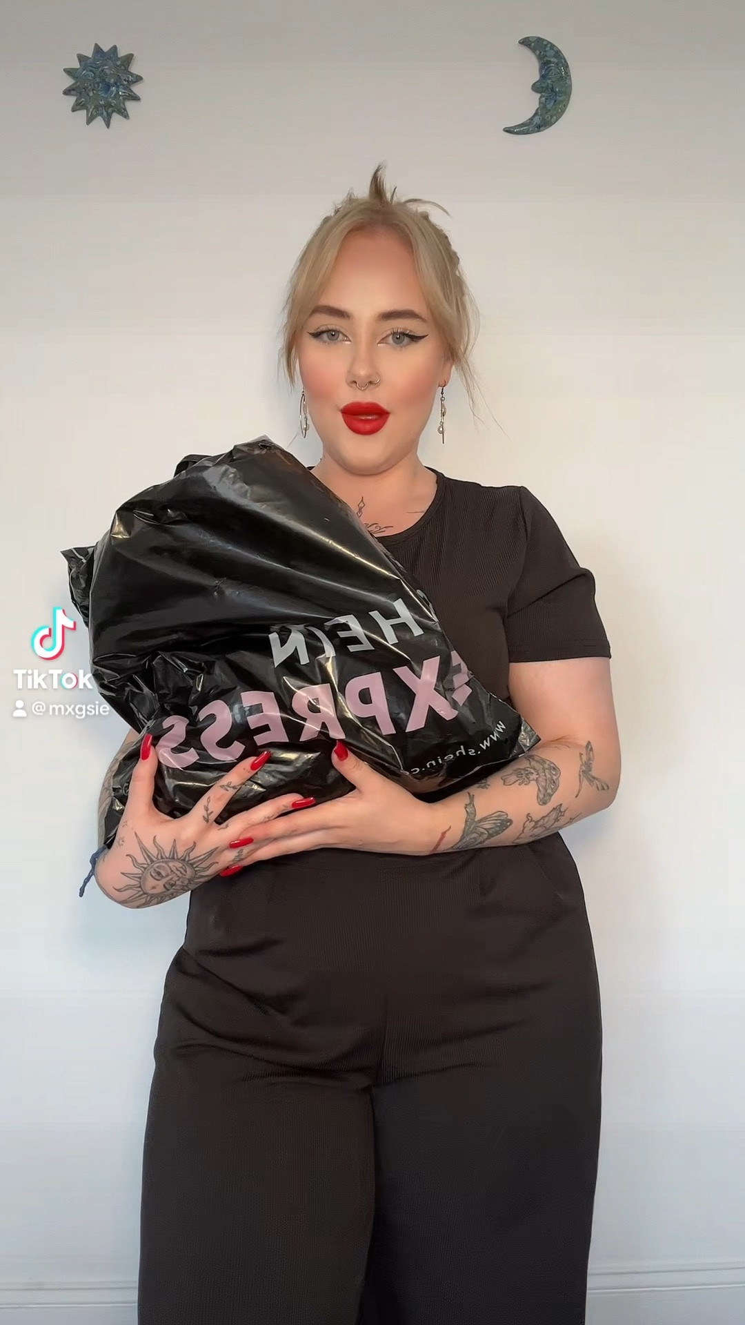 Plus size red dress bodycon midi maxi ruched graduation wedding guest holiday 

#LTKmidsize #LTKcurves #LTKunder50