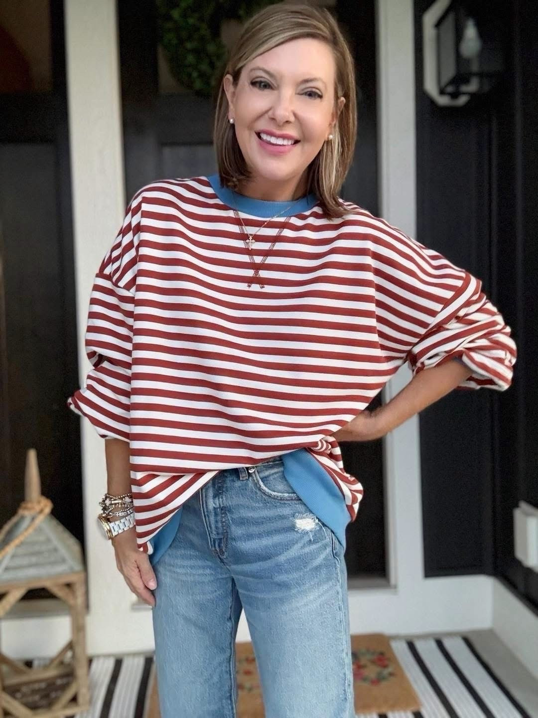 Good morning! Happy Wednesday! Still LOVING this lightweight stripe sweatshirt! The brown with a touch of blue is perfection! Just add a vest to layer once the weather gets colder! 

Wearing a small for reference! 
Dropping🔗👇

#LTKootd #LTKSaleAlert #LTKSeasonal