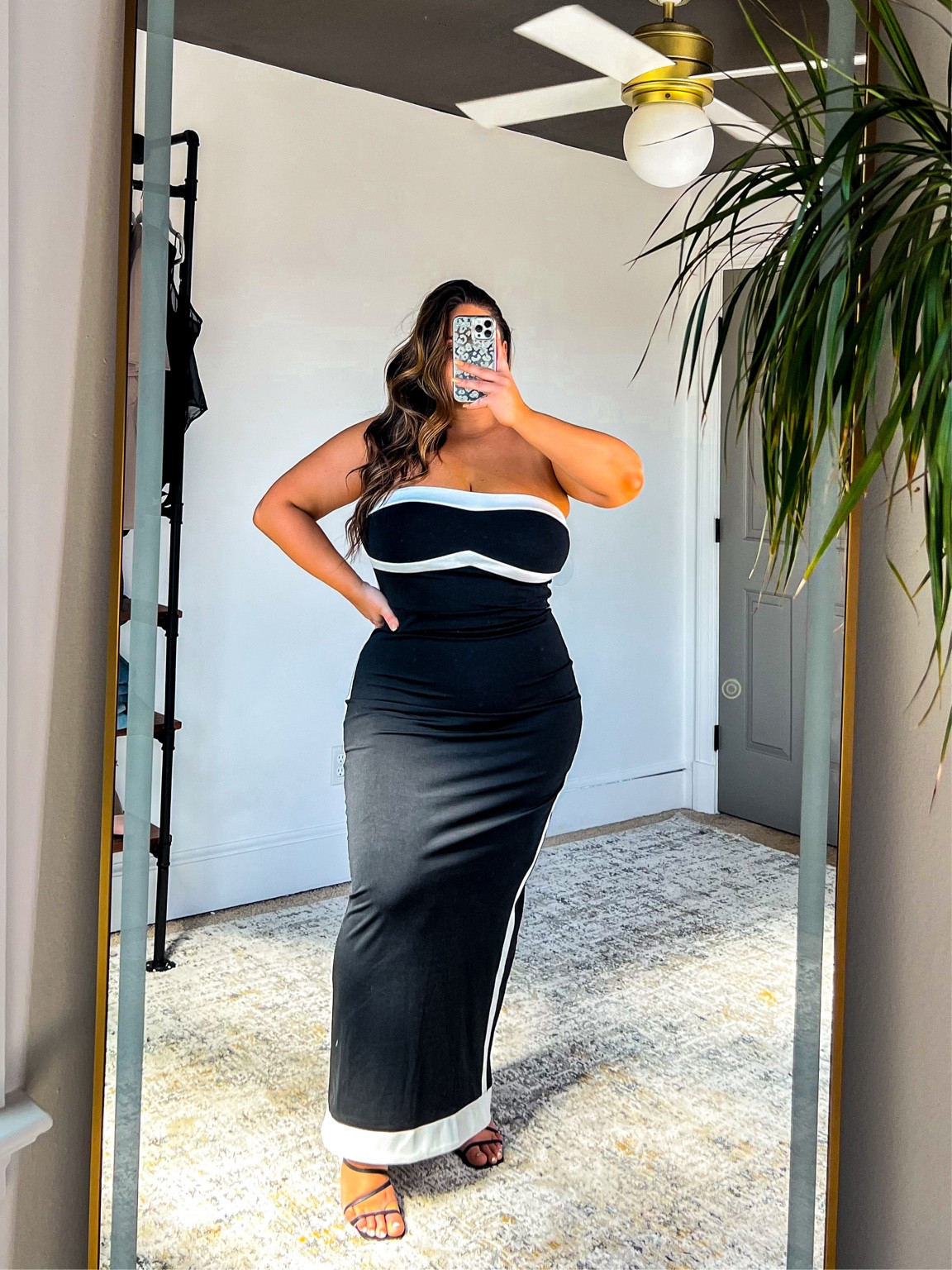 Color blocking trim dresses have been trending this spring and I was a bit hesitant to try one because the lines don’t usually hit where they need to when you have a fuller bust! 

This one?! SLAY. I think the fit is amazing! And it’s a pretty thick fabric but it’s soft with a decent amount of hold. 

It is strapless bra friendly, but if you are comfortable going bra free, this one will at least hold you close but wont offer any lift on its own! 

I am in a size XL, and I’m happy with this sizing, I’m typically a 14-16 and a 38J. It does have stretch and is available up to XXL, so it’s a great option for the girlies closer to a size 18, maybe even 20! 

Follow for more midsize outfit ideas and reviews 🫶🏼 

#LTKcurves #weddingguest #size14 #size16 #dress #springdress #springoutfits #summeroutfits #colorblock #stretchy #maxi #bodycon

#LTKmidsize #LTKfindsunder50 #LTKplussize