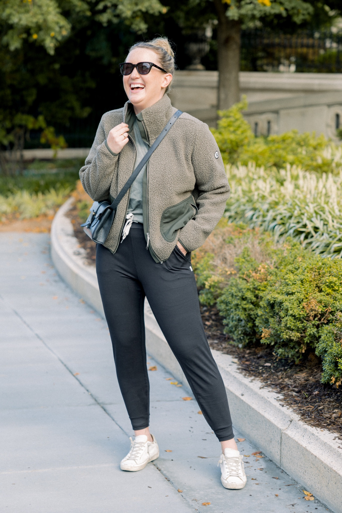 Vuori off duty Athleisure style 
Fleece (M)
Energy workout top (M)
Performance joggers (s)
Off duty fall outfit 

#LTKfit #LTKSeasonal