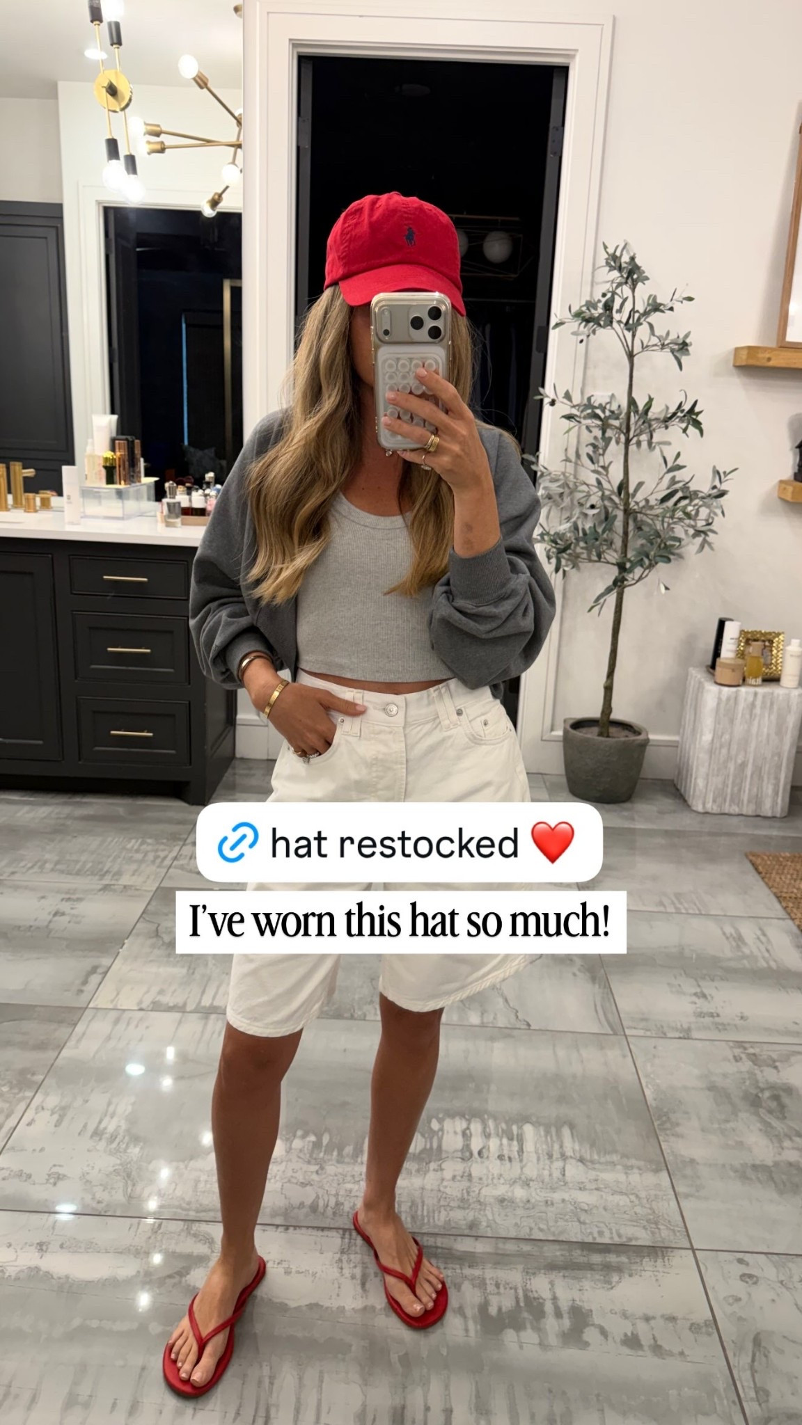 I’ve worn this hat so much!

Fall fashion, fall accessories, fall outfit, women’s fashion, fall hat, women’s accessories