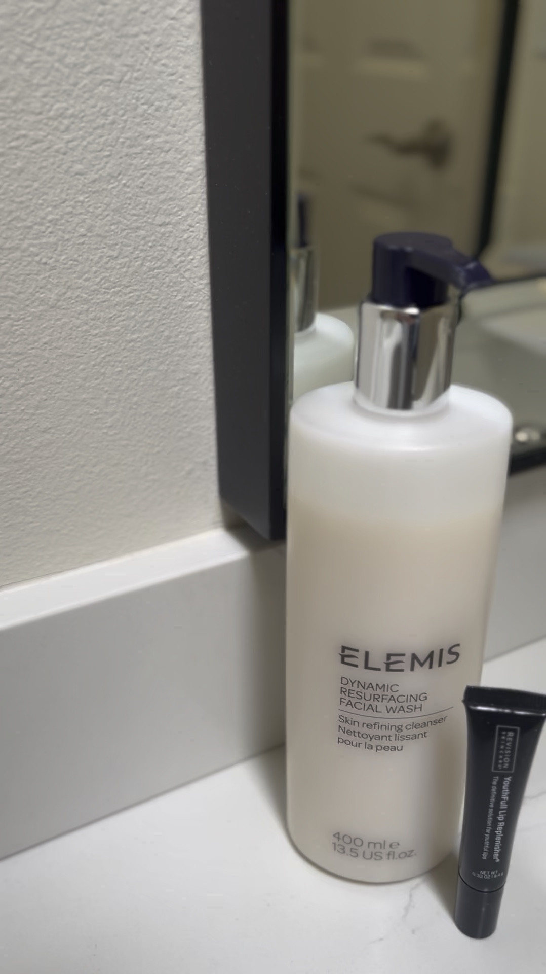 Top two beauty favorites for the dry winter months! 

@Elemis @RevisionSkincare 
#Elemis #RevisionSkincare 
YouthFullLip Winter Skincare Self Care Cleanser Lip Balm

#LTKBeauty #LTKMostLoved #LTKWatchNow