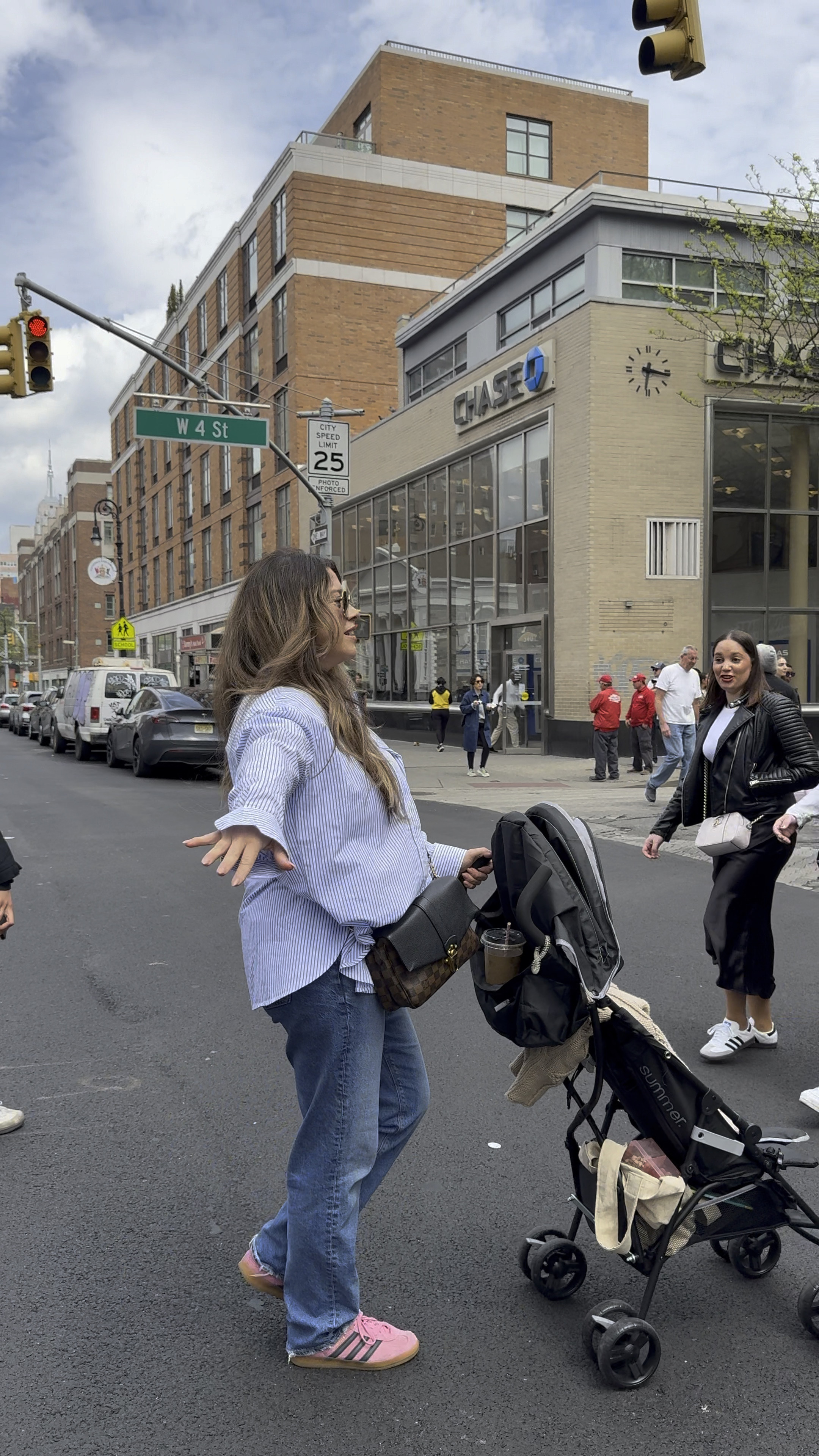 Best travel stroller for 5 and under #amazonfind 

#LTKkids #LTKfindsunder50 #LTKtravel