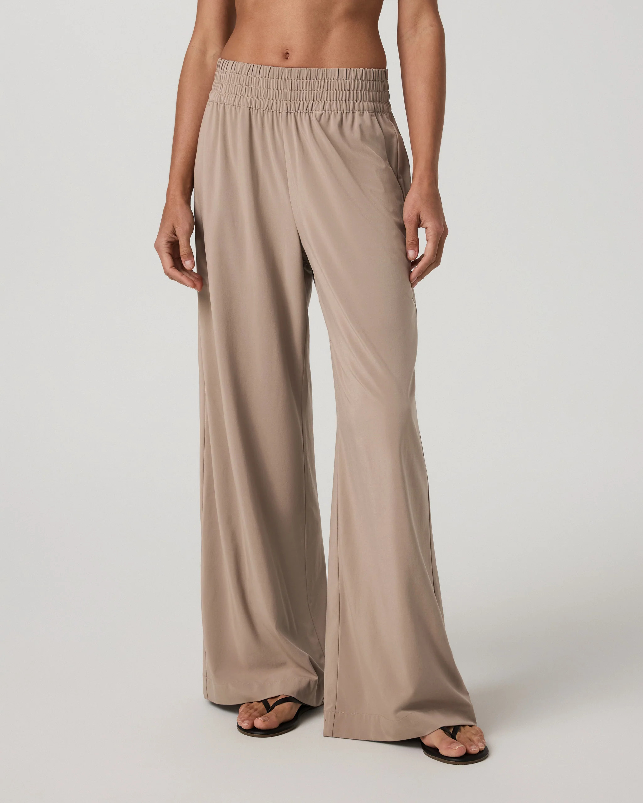 Villa Wideleg Pant – Women's Sorrel Brown Lightweight Pant – Vuori | Vuori Clothing (US & Canada)