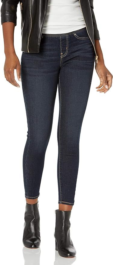 Signature by Levi Strauss & Co. Gold Label Women's Totally Shaping Pull-on Skinny Jeans | Amazon (US)