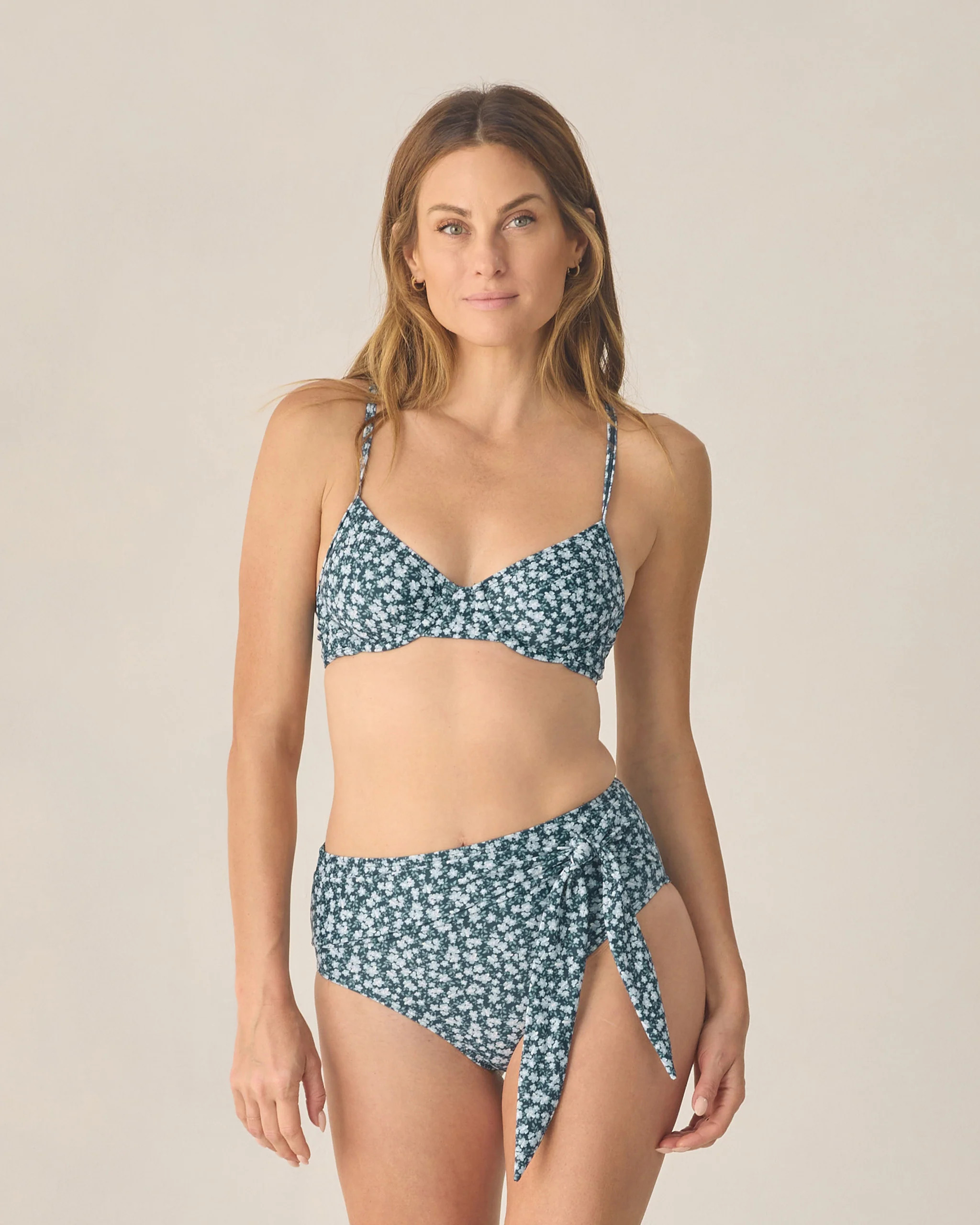 Women's Underwire Bikini Top Navy Floral | Rylee + Cru