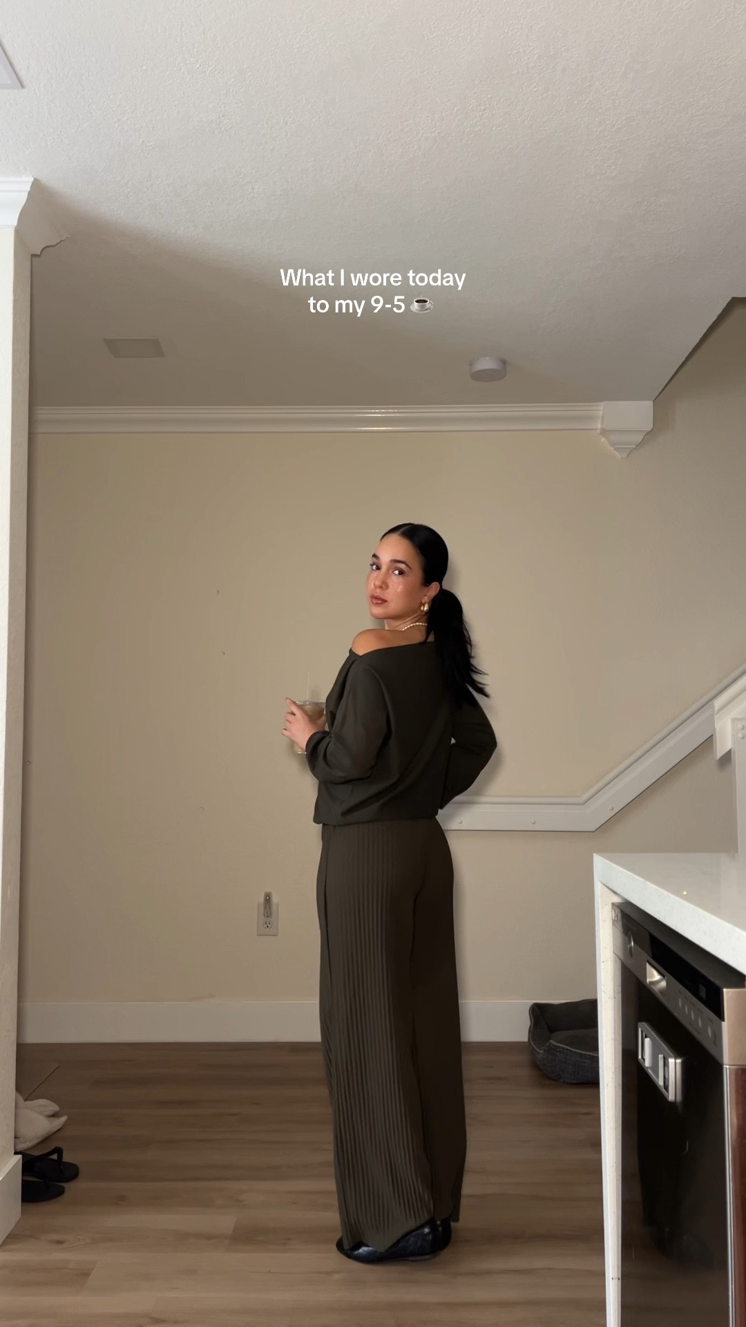 Aritzia style, monochrome outfits, casual style, office outfit, casual outfits, summer outfit

#LTKPetite #LTKSaleAlert #LTKWorkwear