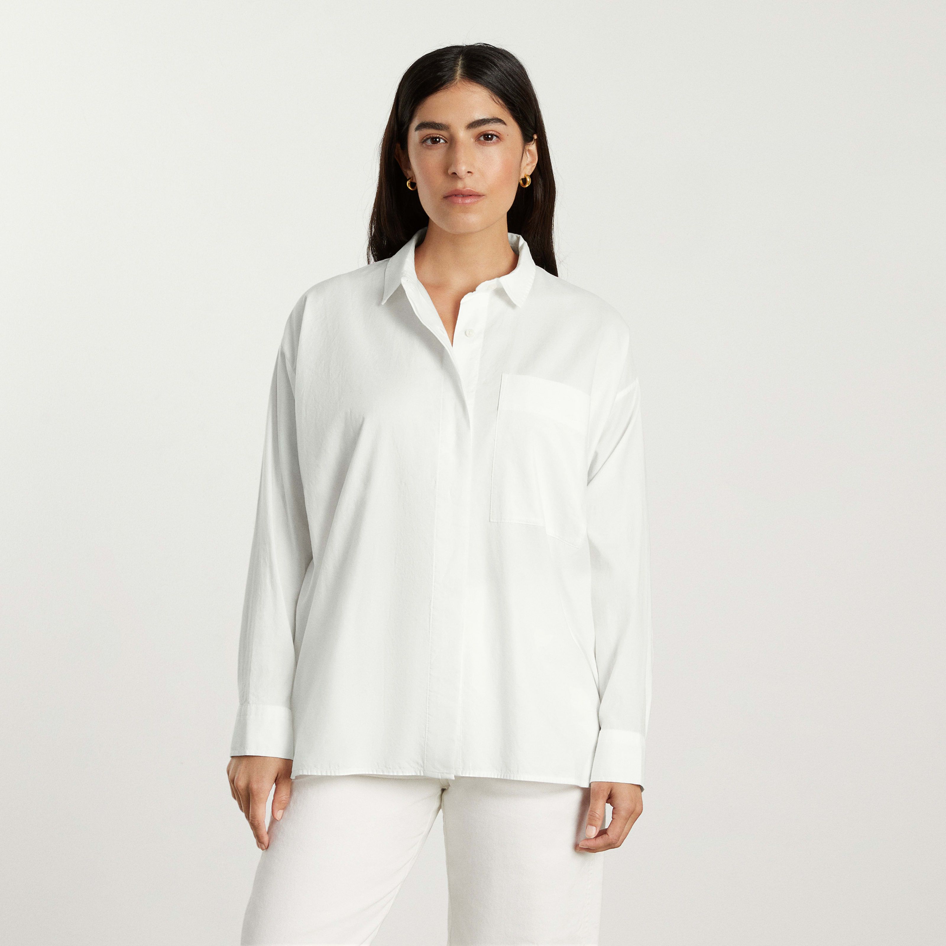 Women's Oversized Silky Cotton Shirt by Everlane in White, Size M | Everlane