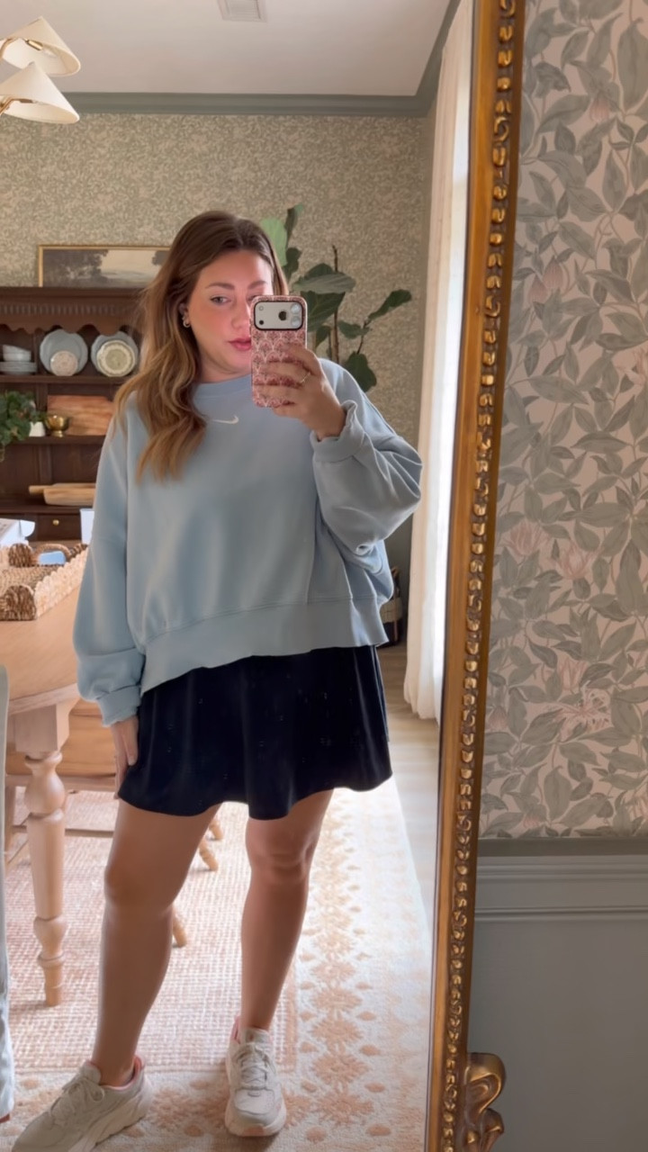 OOTD!

THEBLOOMINGNEST Amazon skort sweatshirt Nike Hoka 

#LTKmomlife #LTKActive #LTKgrwm