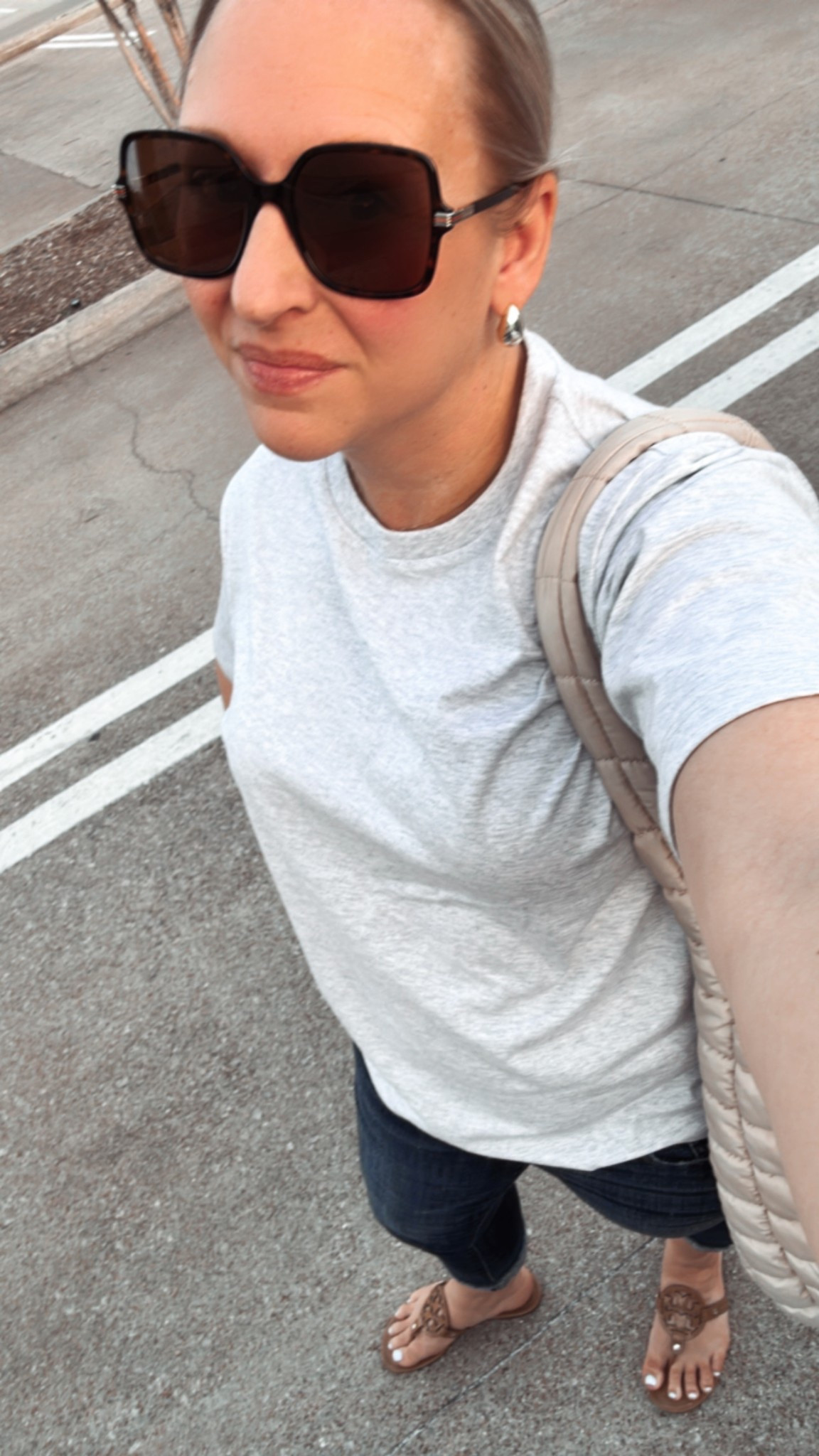 Abercrombie Spring Sale 25% off the entire site with code AFLTK 🤍 you’re going to love this basic tee 

#LTKStyleTip #LTKSaleAlert #LTKOver40