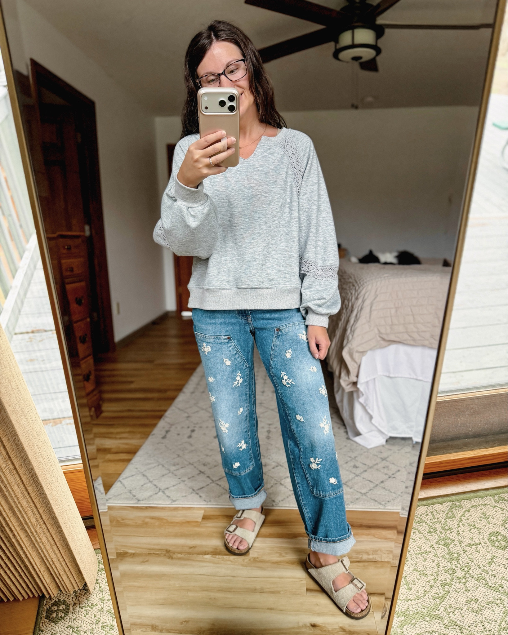 small in my sweatshirt, 0 petite in my jeans, 36 in my sandals. 

#LTKPetite #LTKSeasonal #LTKgrwm