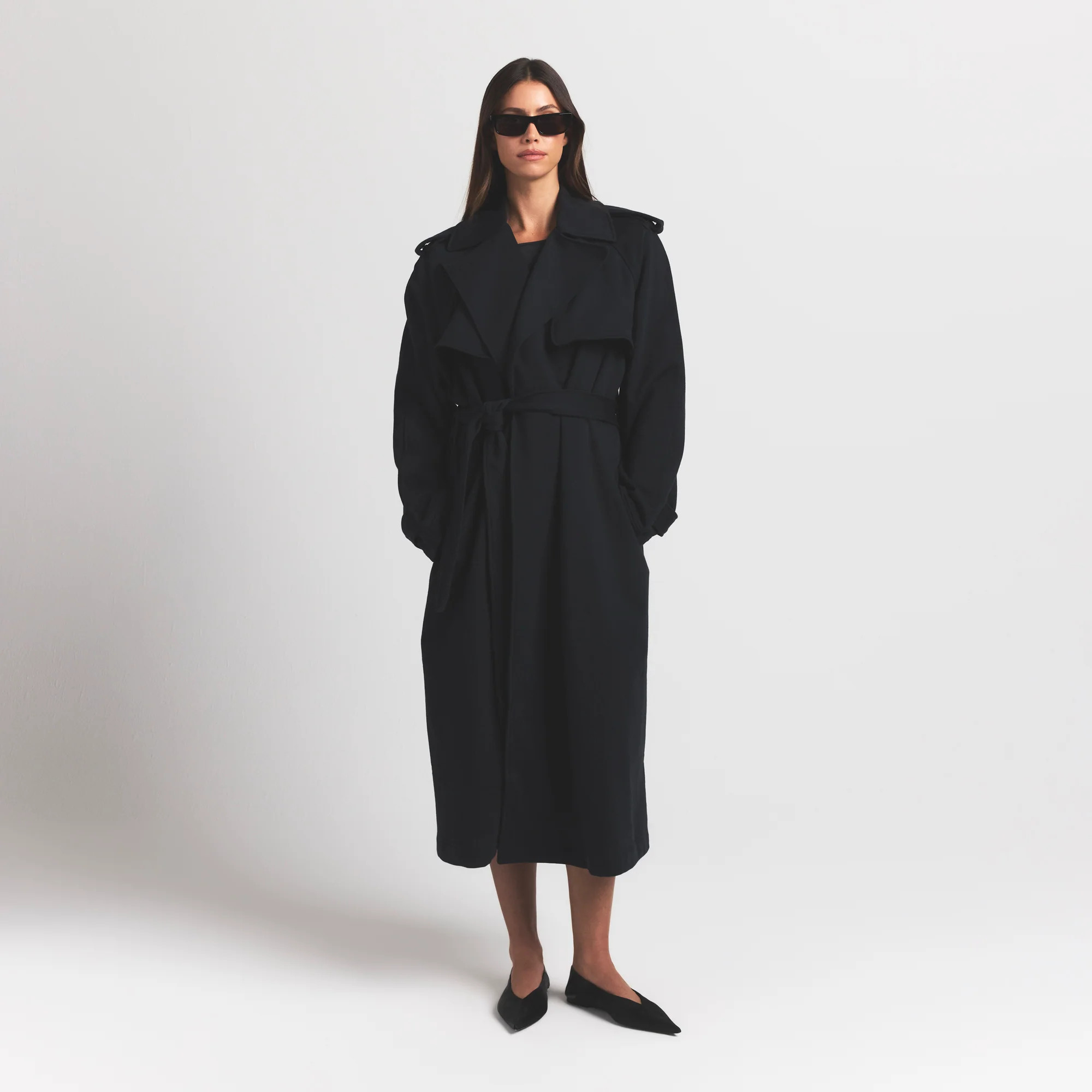 SKIMS Oversized Trench Coat | Black | XL | Boyfriend Fleece | SKIMS (US)