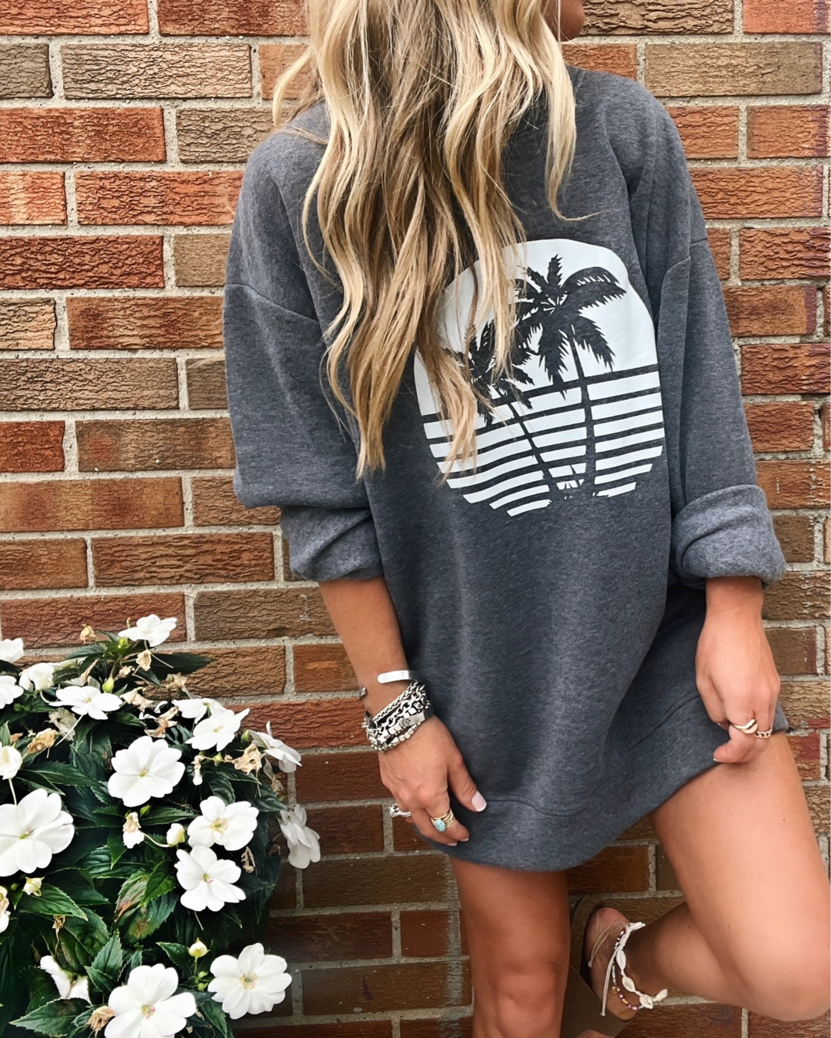 The cutest summer oversized sweatshirt & jewelry from amazon!
Wearing size S in the color Dark Grey - $20 🌴🤍
•
Oversized sweatshirts, graphic sweatshirts, summer sweatshirts,
Palm trees, summer outfits, summer fashion, boho, sweatshirts, amazon fashion, amazon sweatshirt

#LTKstyletip #LTKunder50 #LTKFind