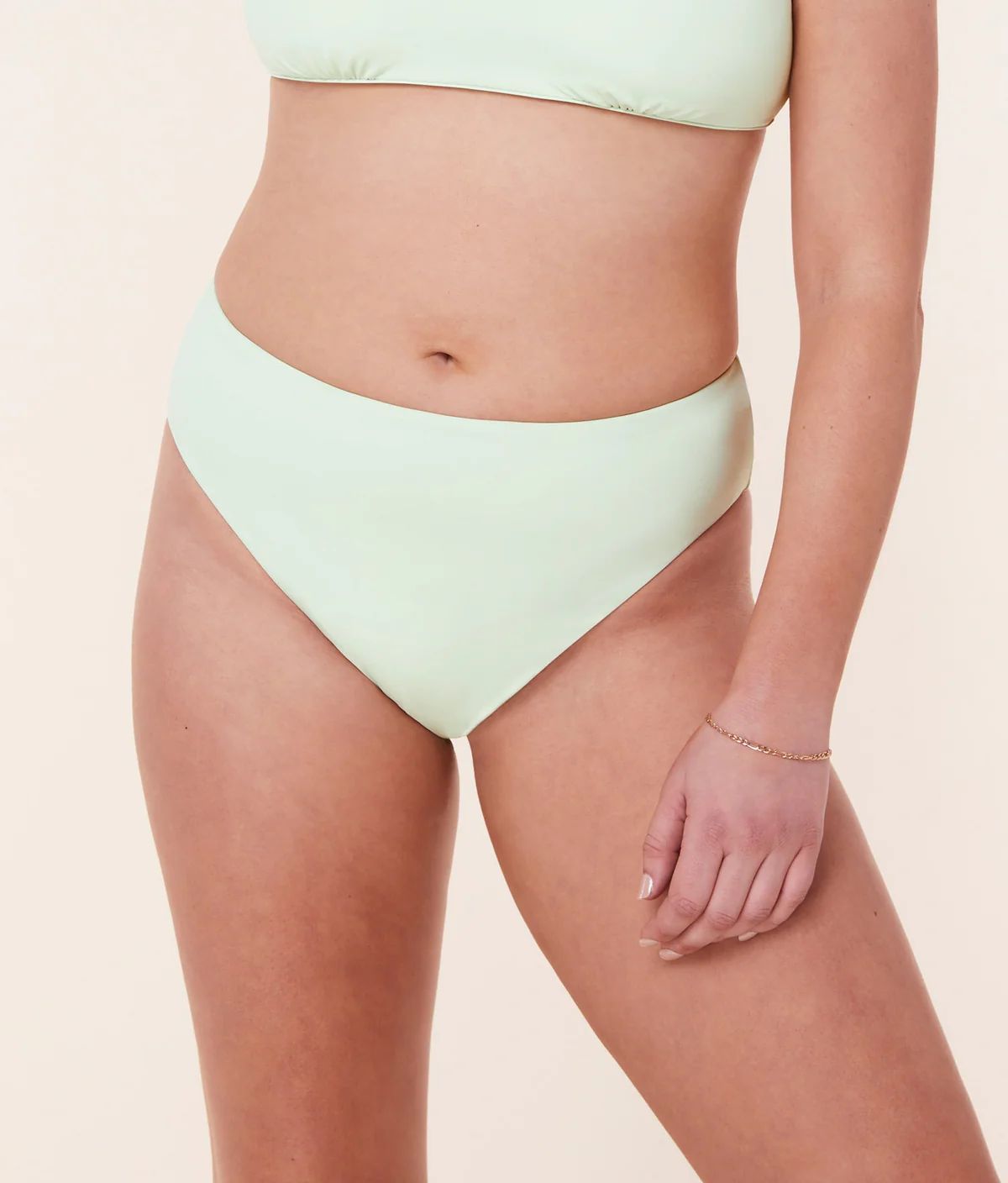The 90s High-Waisted Bottom in Pistachio | Over The Moon
