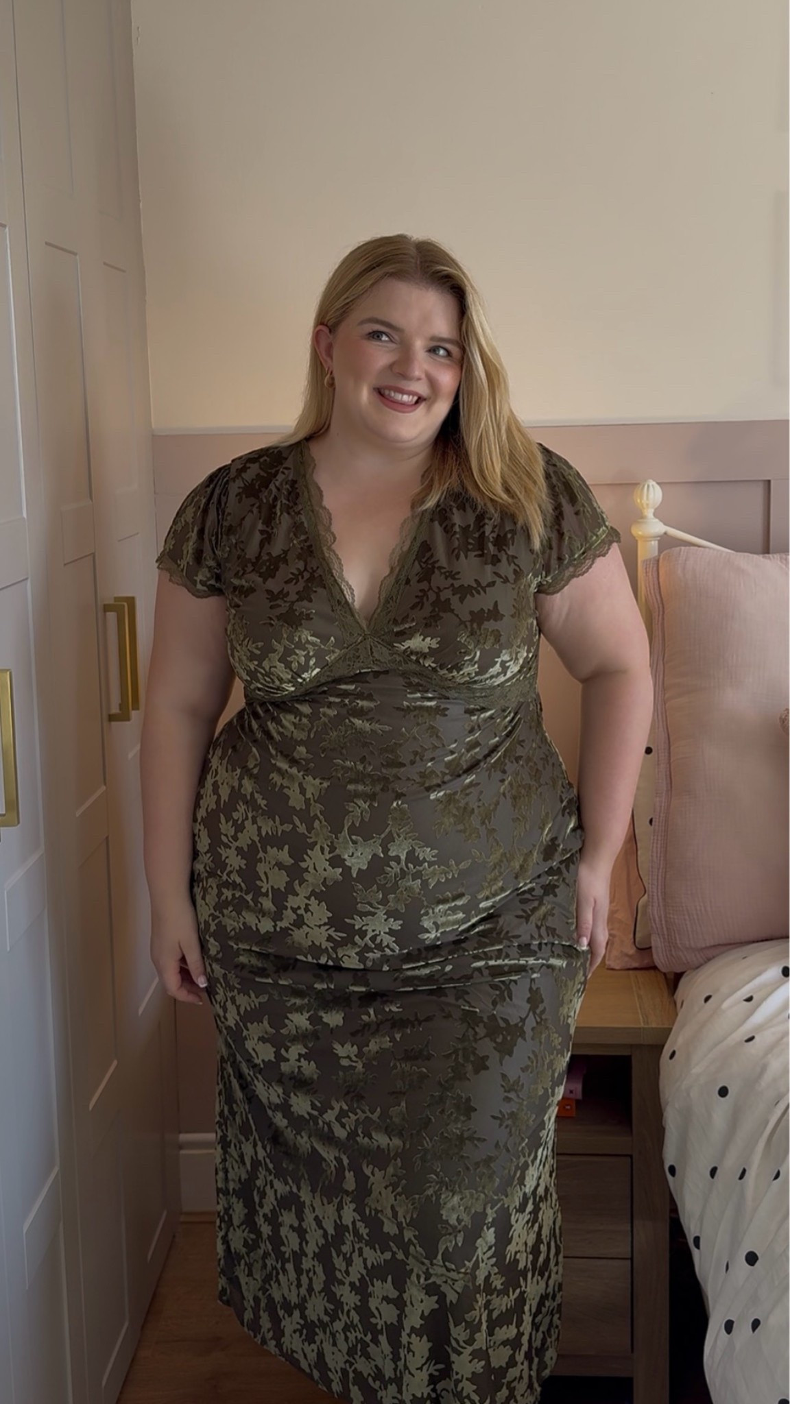 What to wear to the practical magic 2 premiere? ✨

#LTKuk #LTKplussize #LTKmidsize