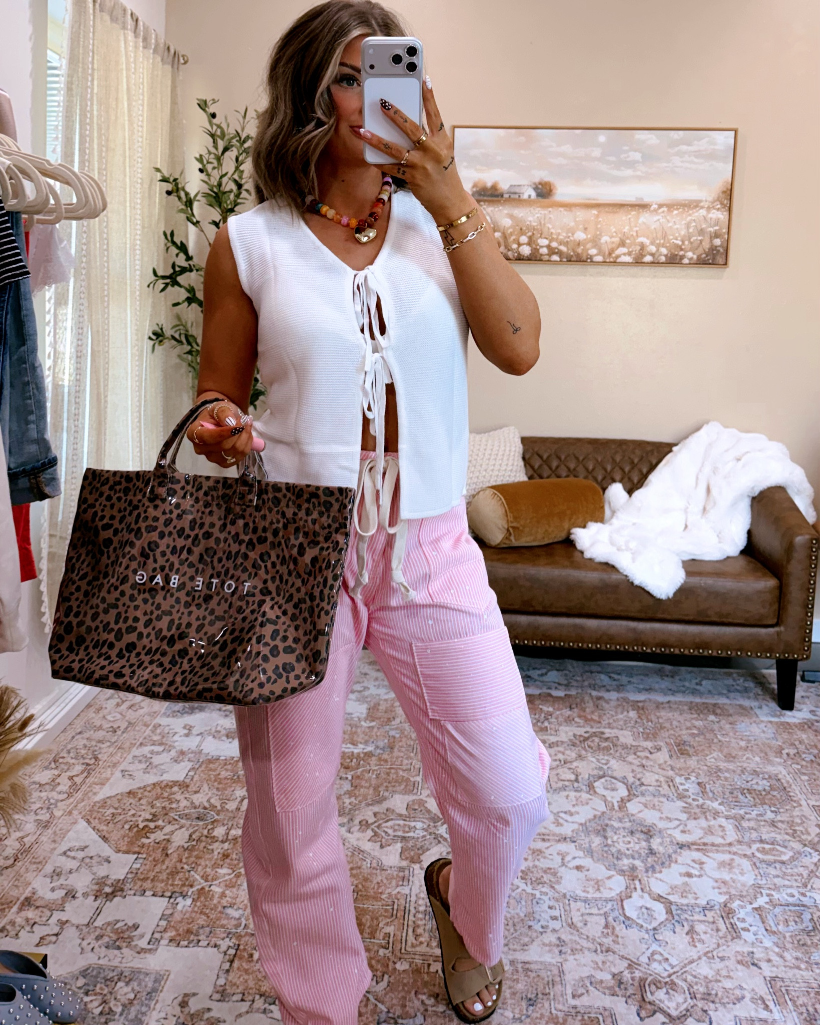 Easy, but cute spring outfit inspo!! Would be so good with a jean jacket on top as well! 🫶🏼💘🌷#LTKBag #LTKSpring 

#LTKTall #LTKSeasonal #LTKootd