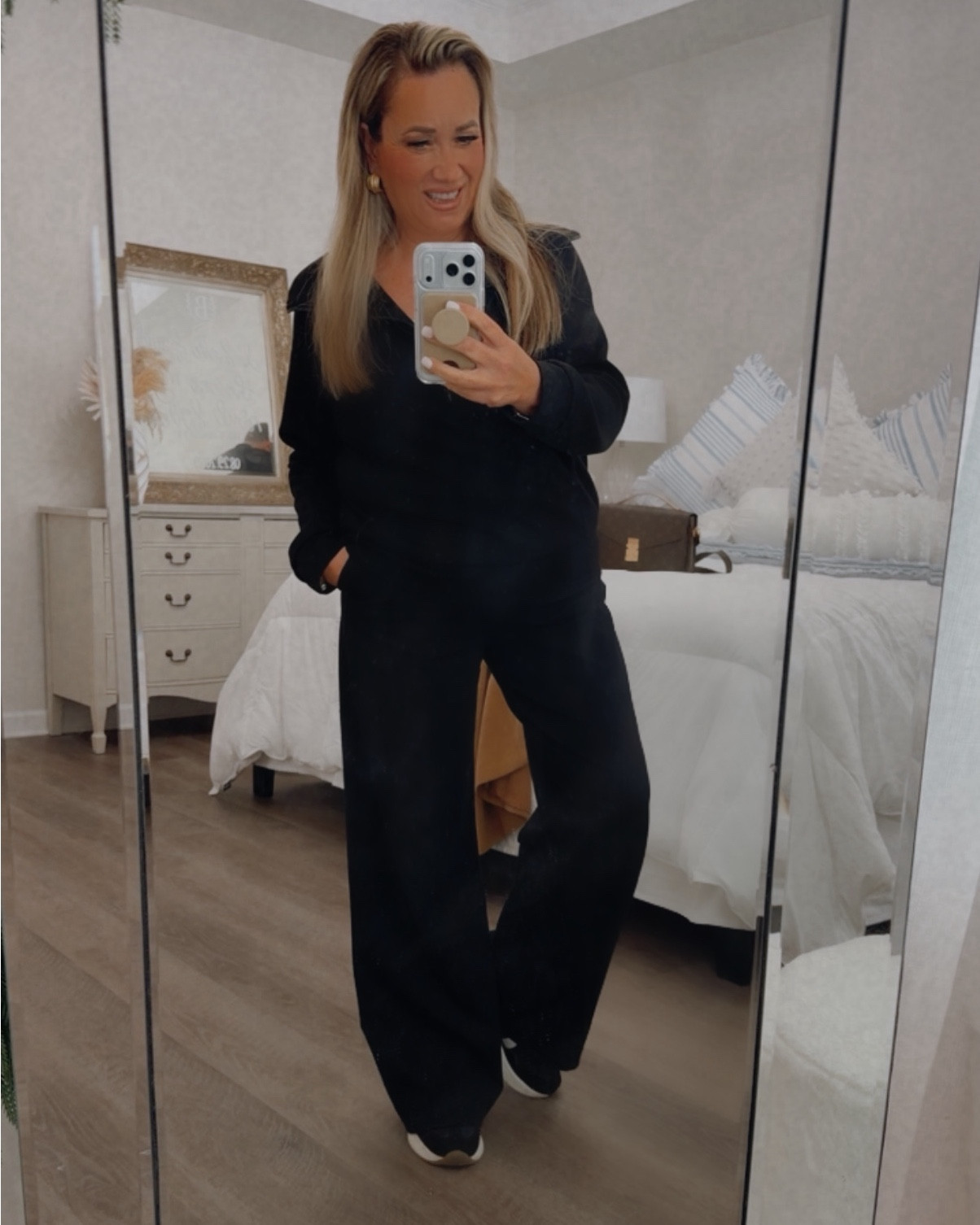 Happy Thanksgiving. Grateful to the Lord for every blessing—big and small. Wishing you a day wrapped in love, joy, and the sweetest peace.

OFF-Duty never looked so chic. Loving this jogger outfit. So forgiving, perfect for today’s festivities. 
🙄🤣🦃

#thanksgiving #grateful #AmazonFashion
#AmazonFinds
#OOTD
#TrendyLooks
#StyleInspo
#FashionHaul
#AffordableFashion 

#LTKCyberWeek #LTKHoliday