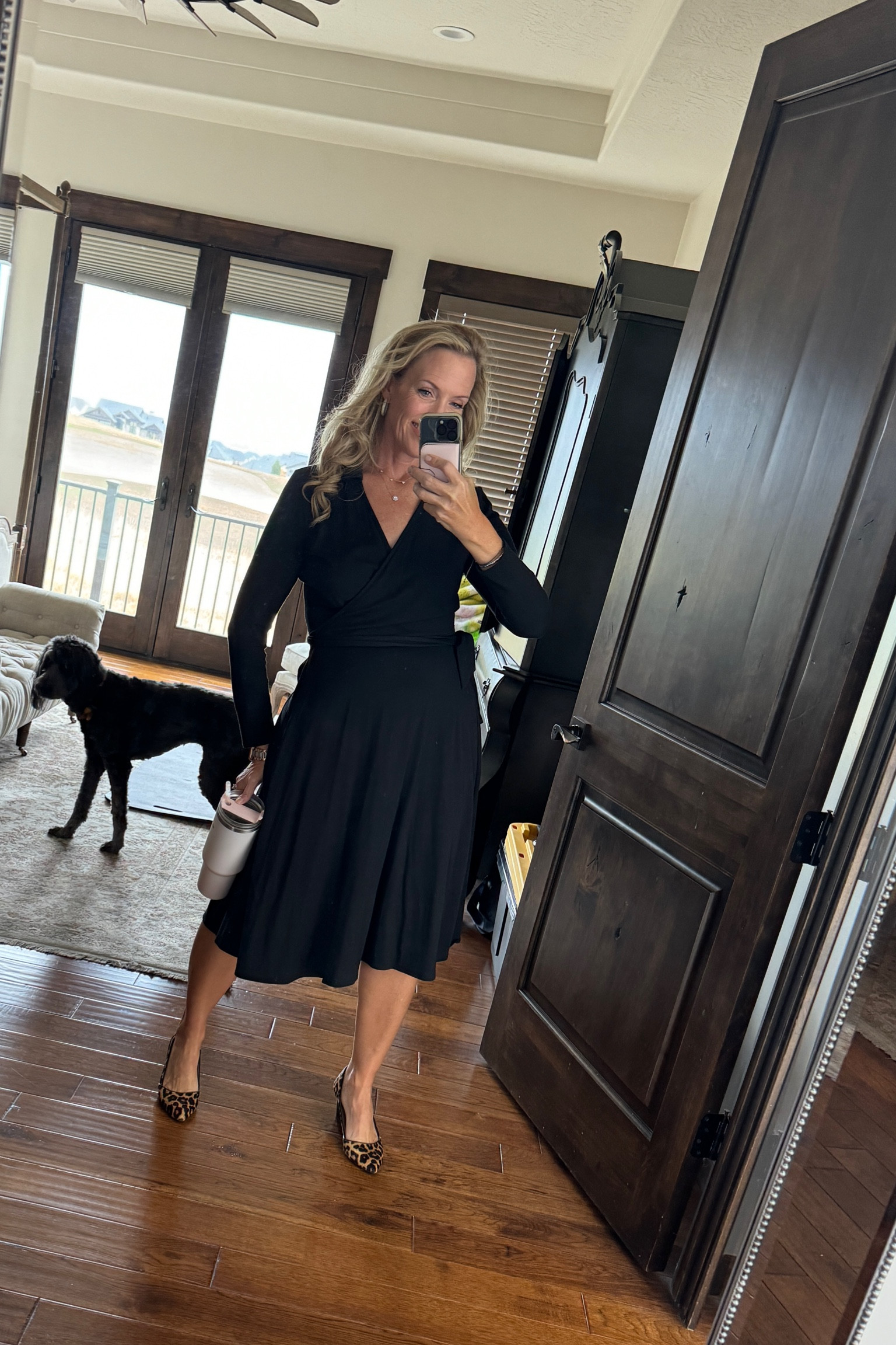 Nothing like an easy black dress with some leopard shoes. My dog-o approves (or thinks I’m crazy 🤭)



#LTKOver40 #LTKMidsize