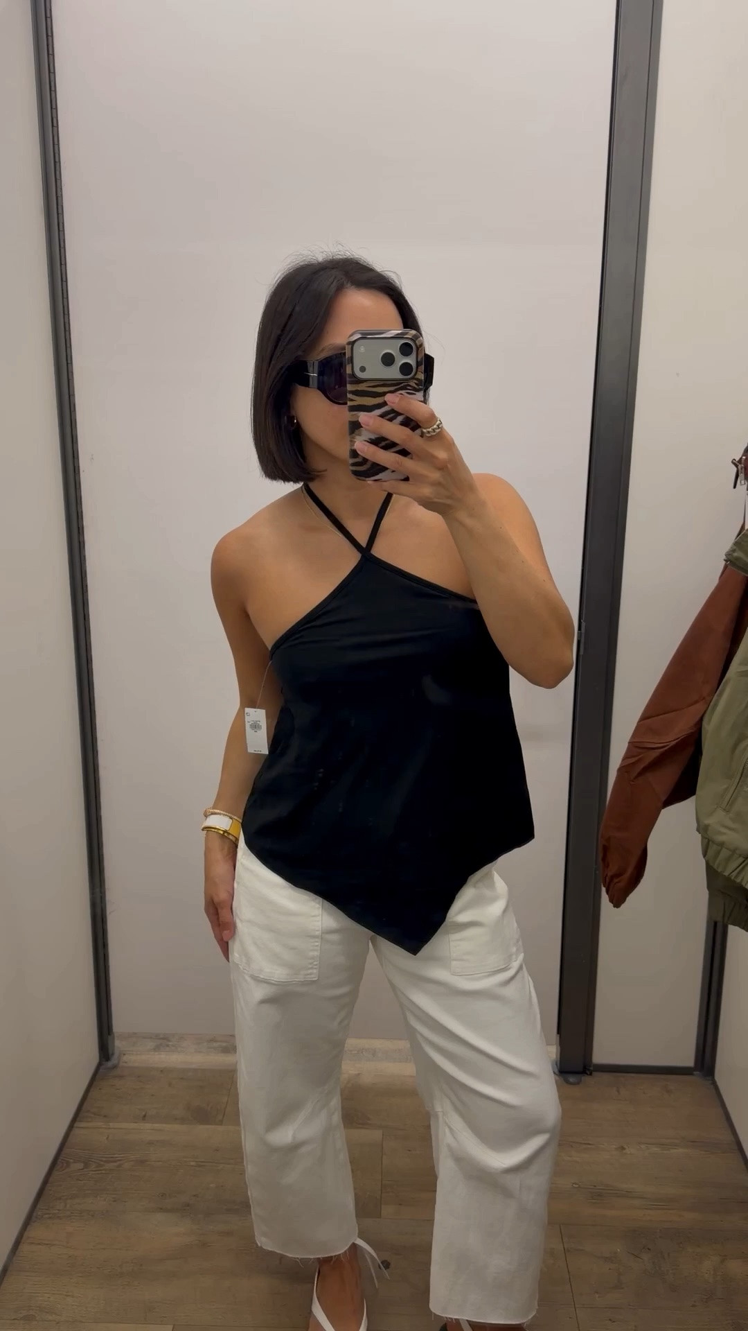 Affordable old navy top wearing size xs.

#LTKootd #LTKPetite #LTKSeasonal