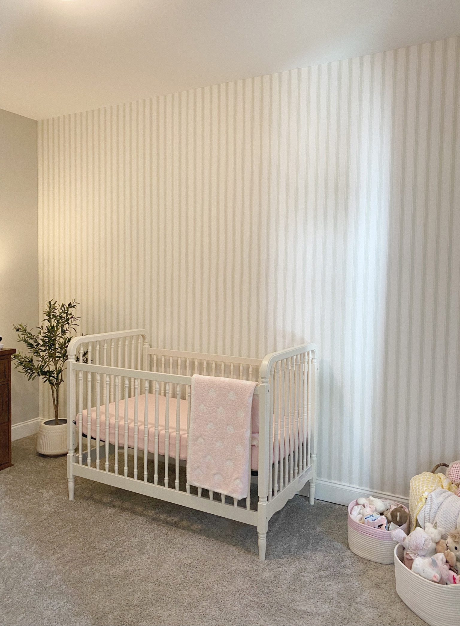 Isla’s new crib! Easy to put together and converts to a toddler bed. 

#LTKbaby #LTKhome #LTKkids