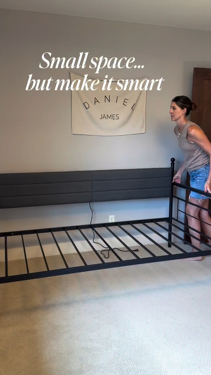 ➡️ Do you have a bedroom that is tight on space? This bed is the perfect solution! Twin with a twin trundle👏🏻
Plus, it has a handy ledge with outlets and charger!!


.
.
.
Follow @recommended.by.Rachel for daily home finds!

#HomeDecorDeals #LookforLess #InteriorInspo #BudgetfriendlyFinds #amazonhome

#LTKHome
