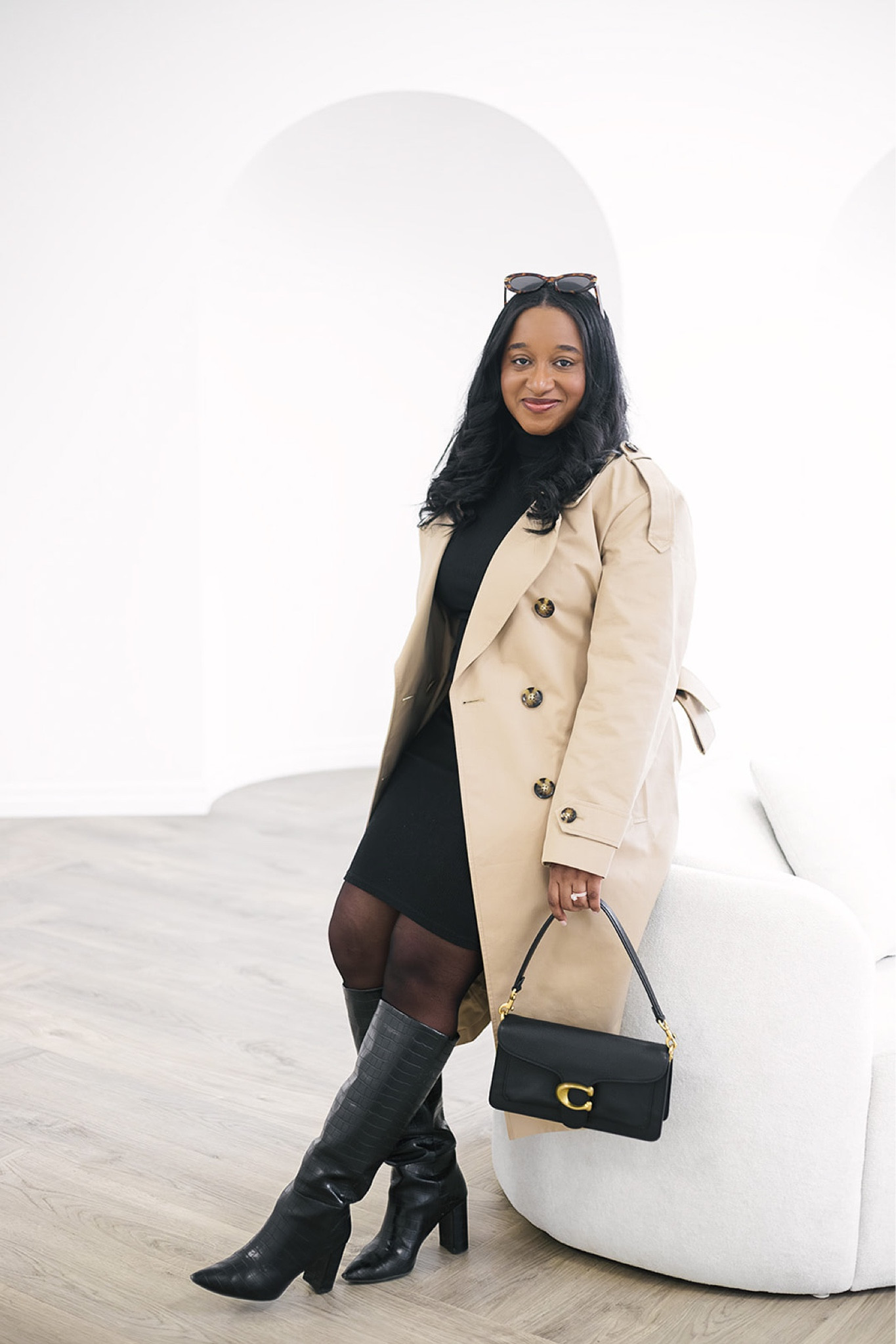 Black & Camel outfit idea 

Black turtleneck dress
Beige Trench coat
Black boots
Coach Purse



#LTKstyletip #LTKfindsunder100 #LTKSpringSale