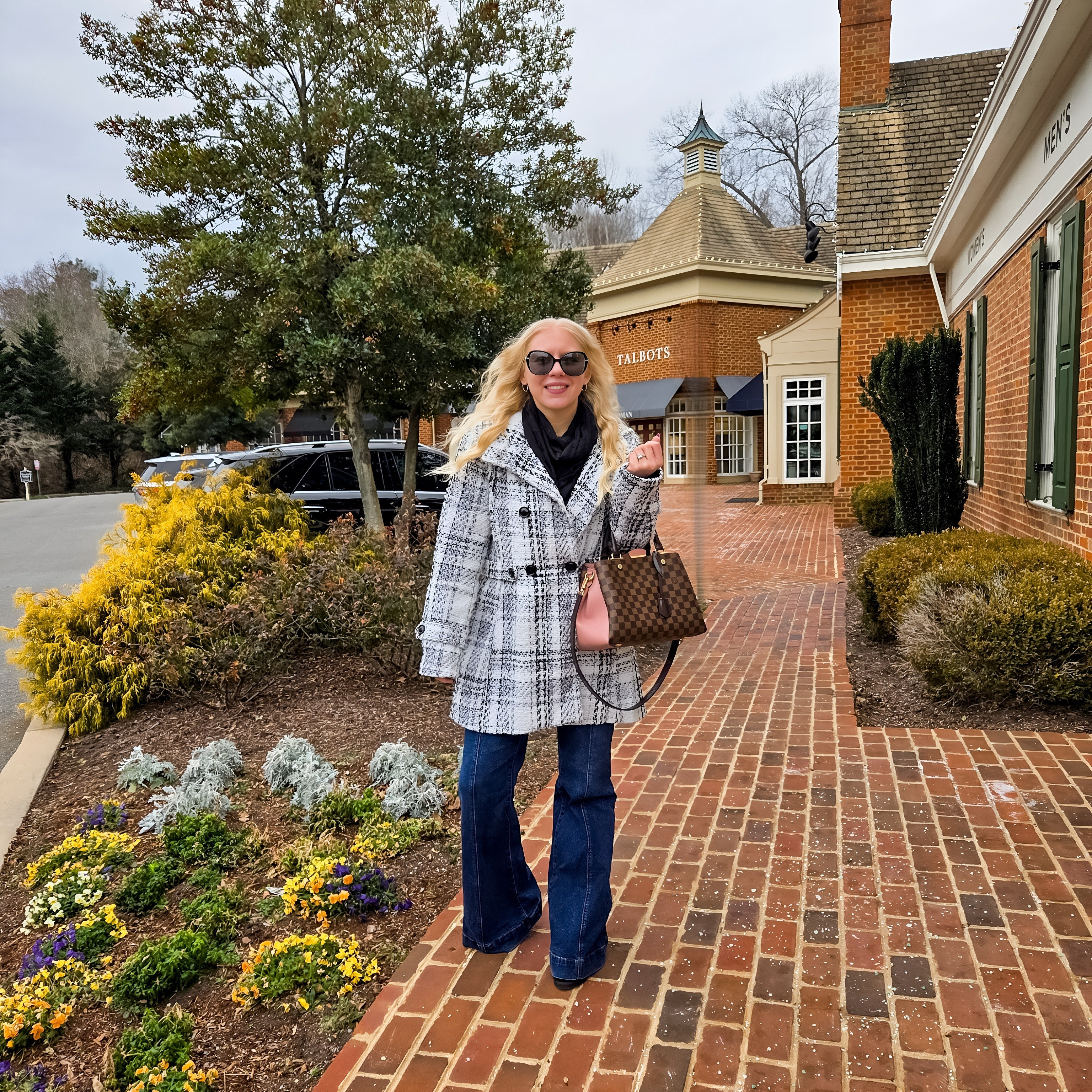 I am seriously obsessed with this jacket. These pants are super cute too. I've linked similar items here. 🖤

#LTKootd #LTKdayinmylife #LTKgrwm