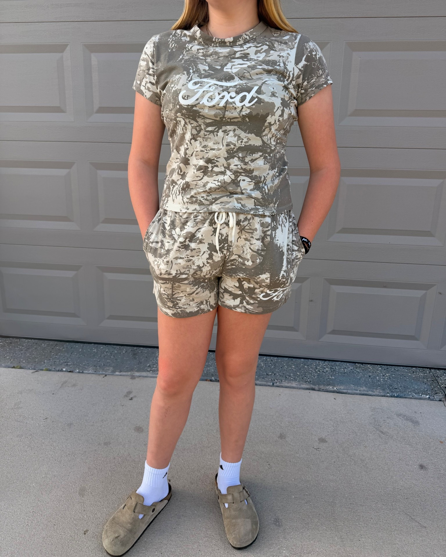Since camo is in, I bought my daughter the cutest set from #walmart #walmartstyle #walmartfinds

#LTKootd